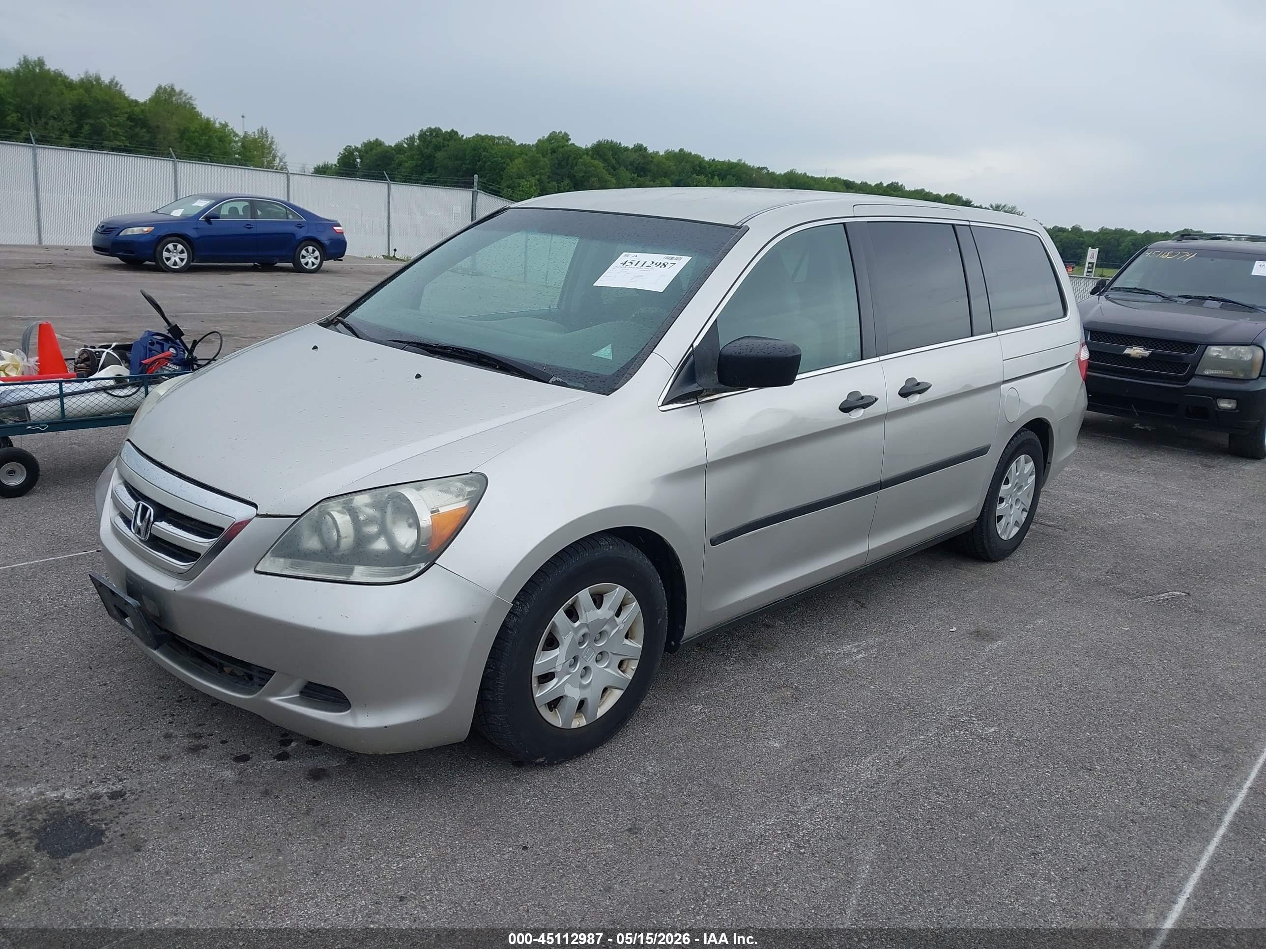 2007 Honda Odyssey Lx Серебряный vin: 5FNRL38247B142921