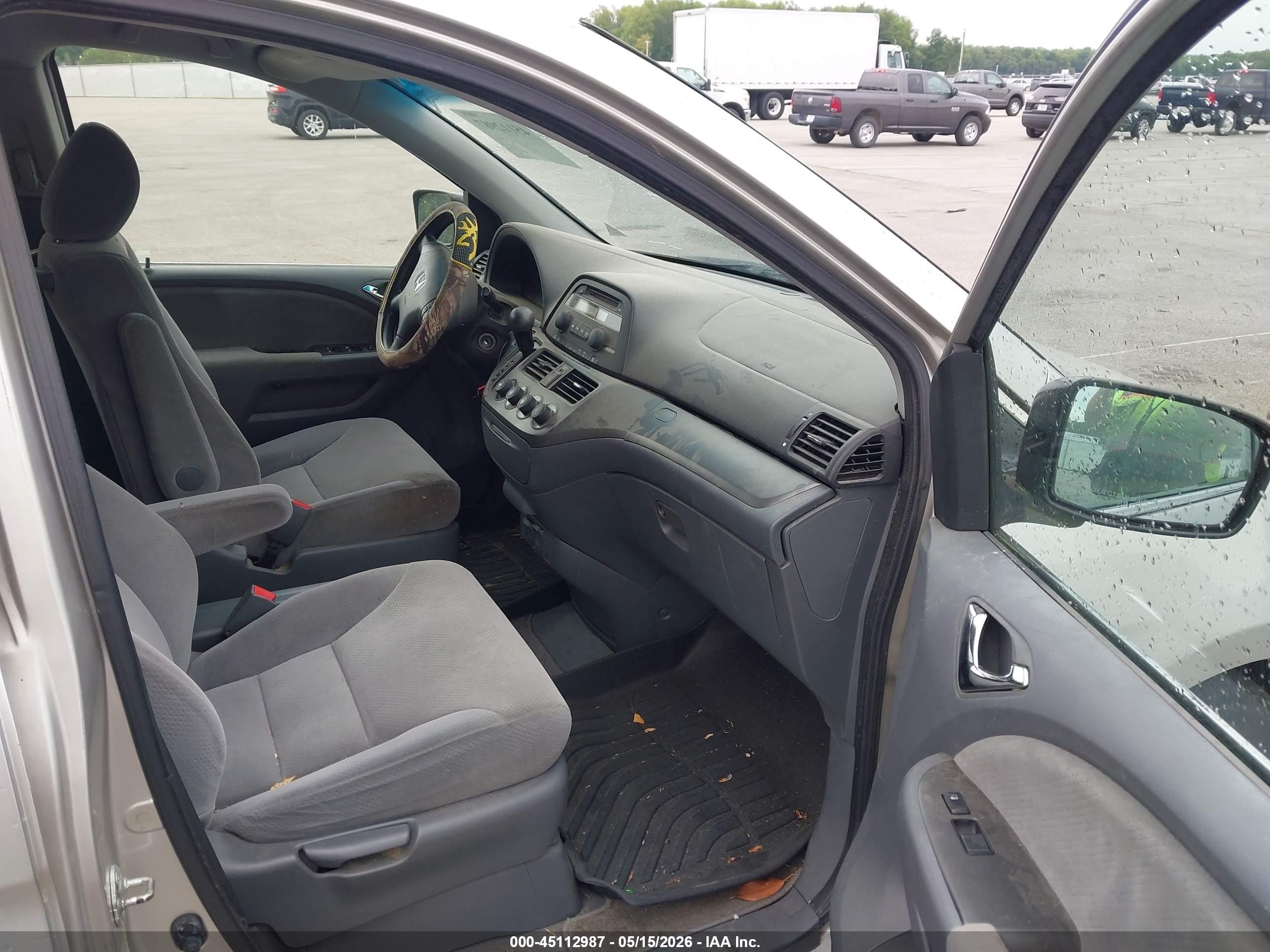 2007 Honda Odyssey Lx Серебряный vin: 5FNRL38247B142921