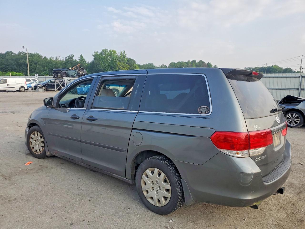2008 Honda Odyssey Lx Gray vin: 5FNRL38248B025289