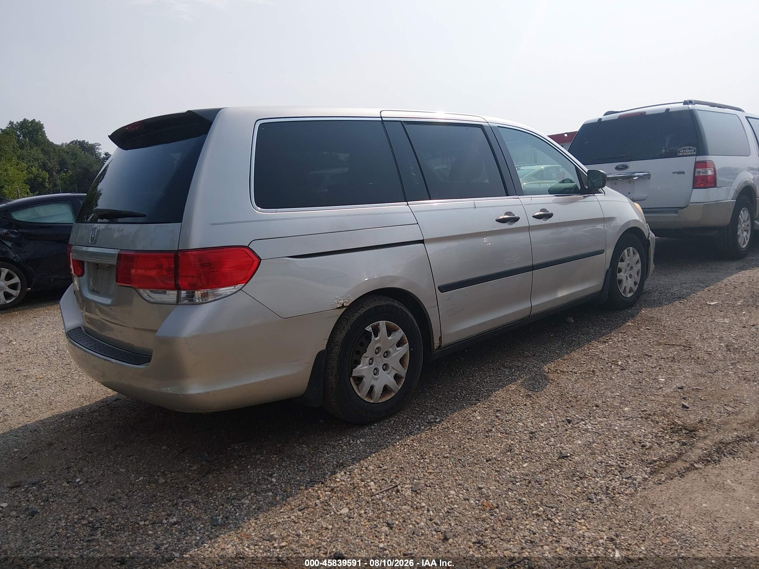 2008 Honda Odyssey Lx Silver vin: 5FNRL38248B045123