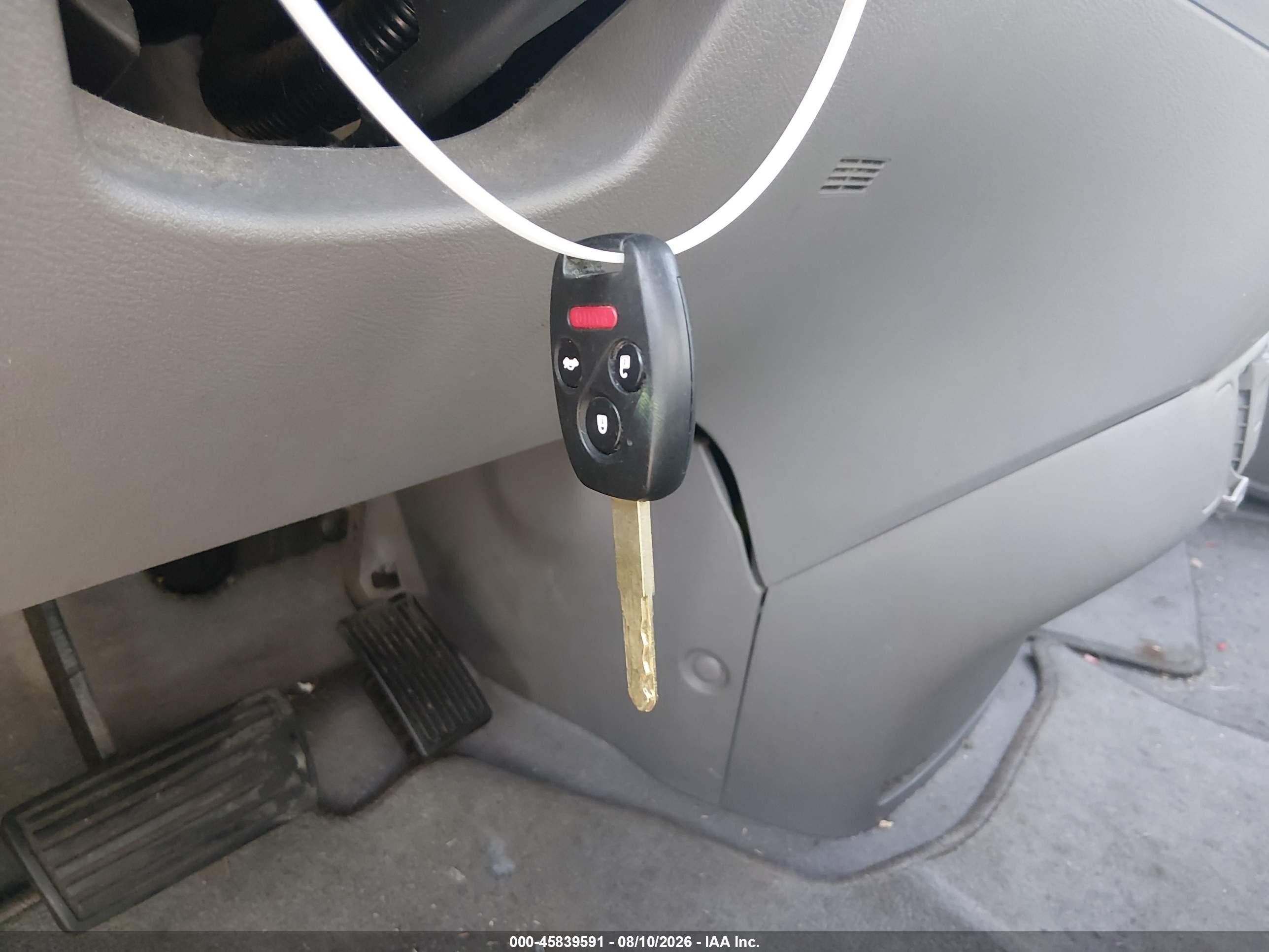 2008 Honda Odyssey Lx Silver vin: 5FNRL38248B045123
