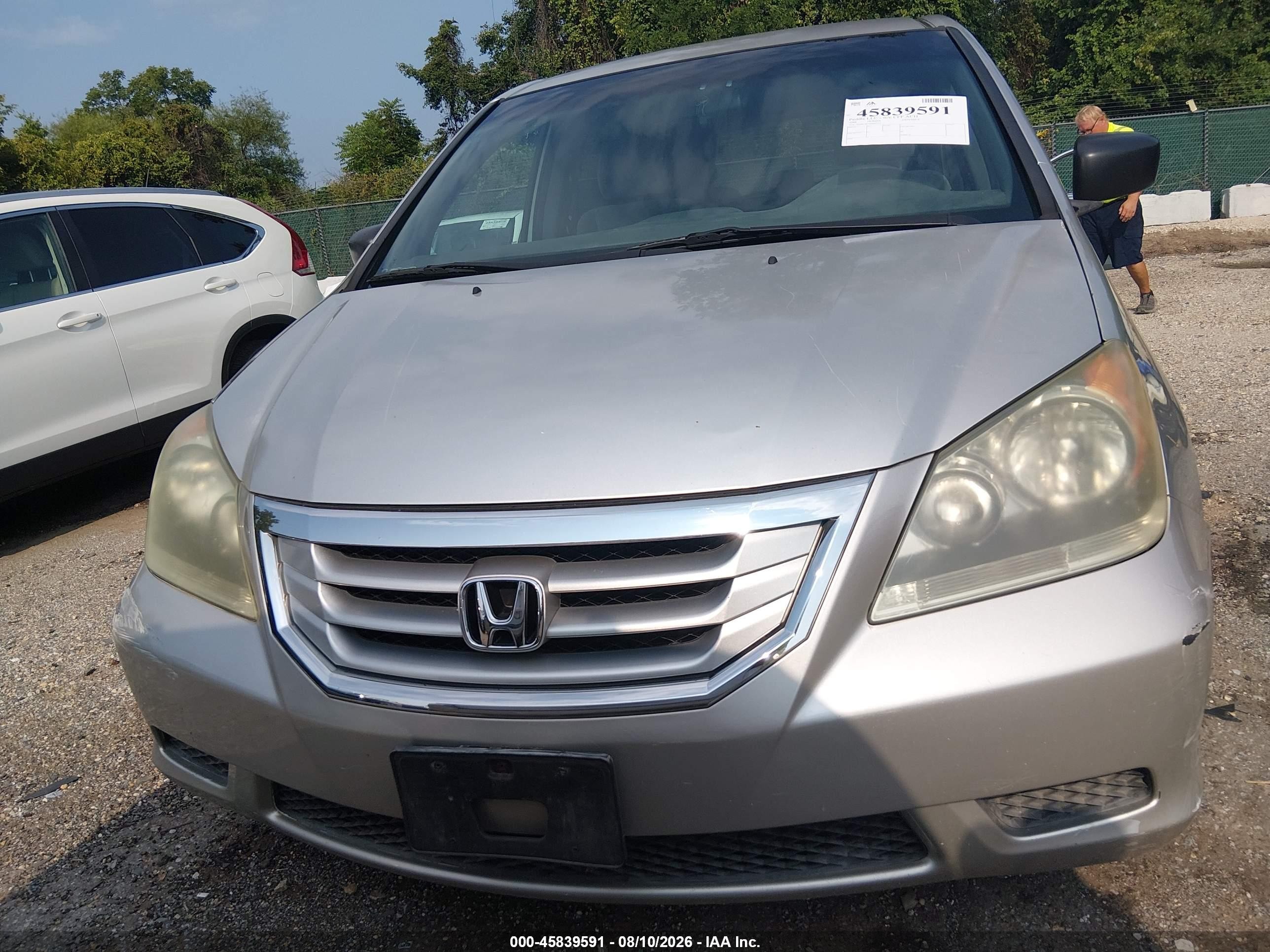 2008 Honda Odyssey Lx Silver vin: 5FNRL38248B045123