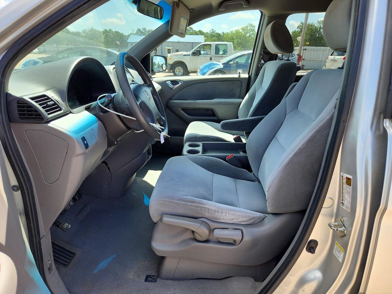 2009 Honda Odyssey Lx Silver vin: 5FNRL38249B032020