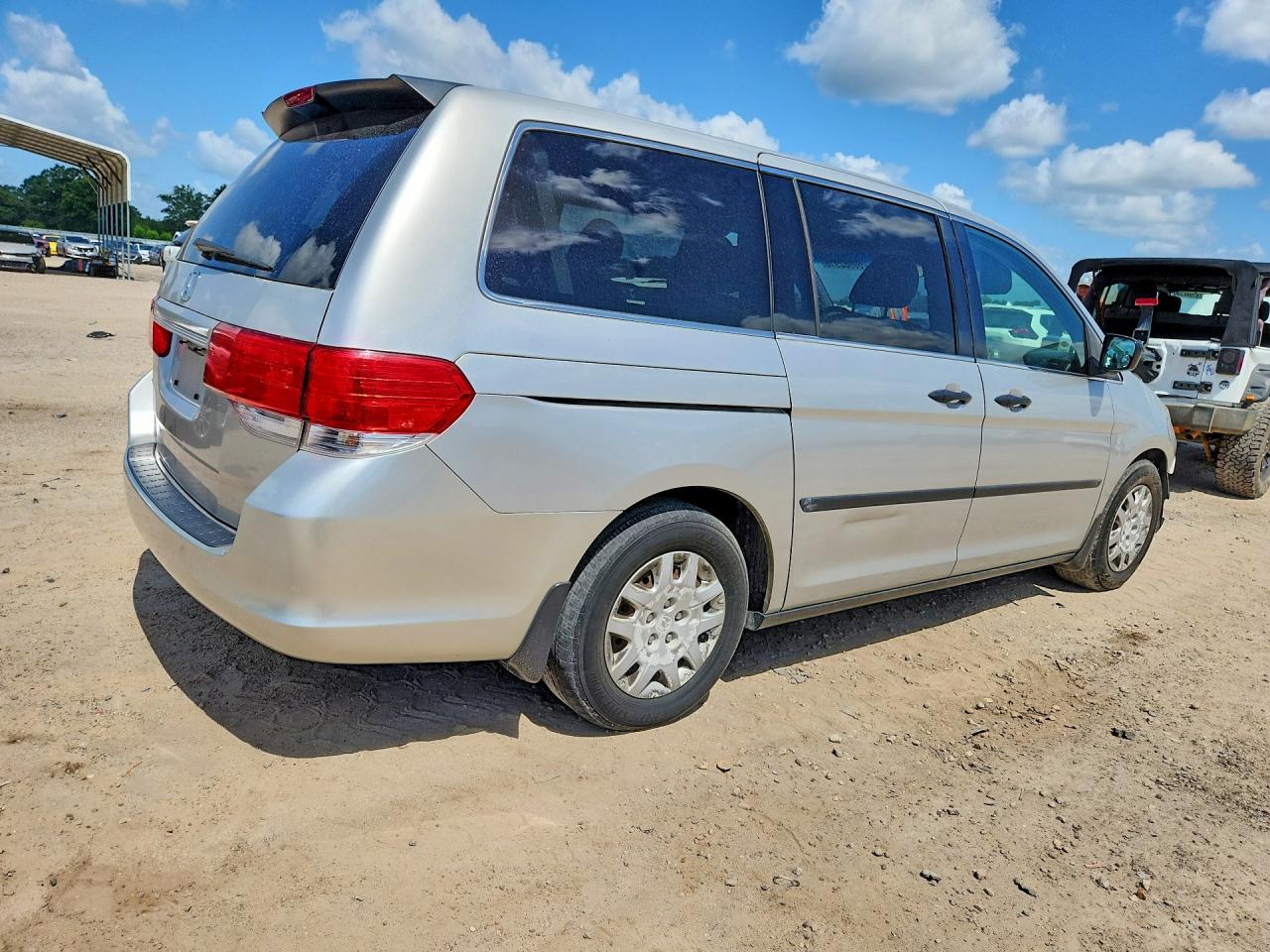 2009 Honda Odyssey Lx Silver vin: 5FNRL38249B032020
