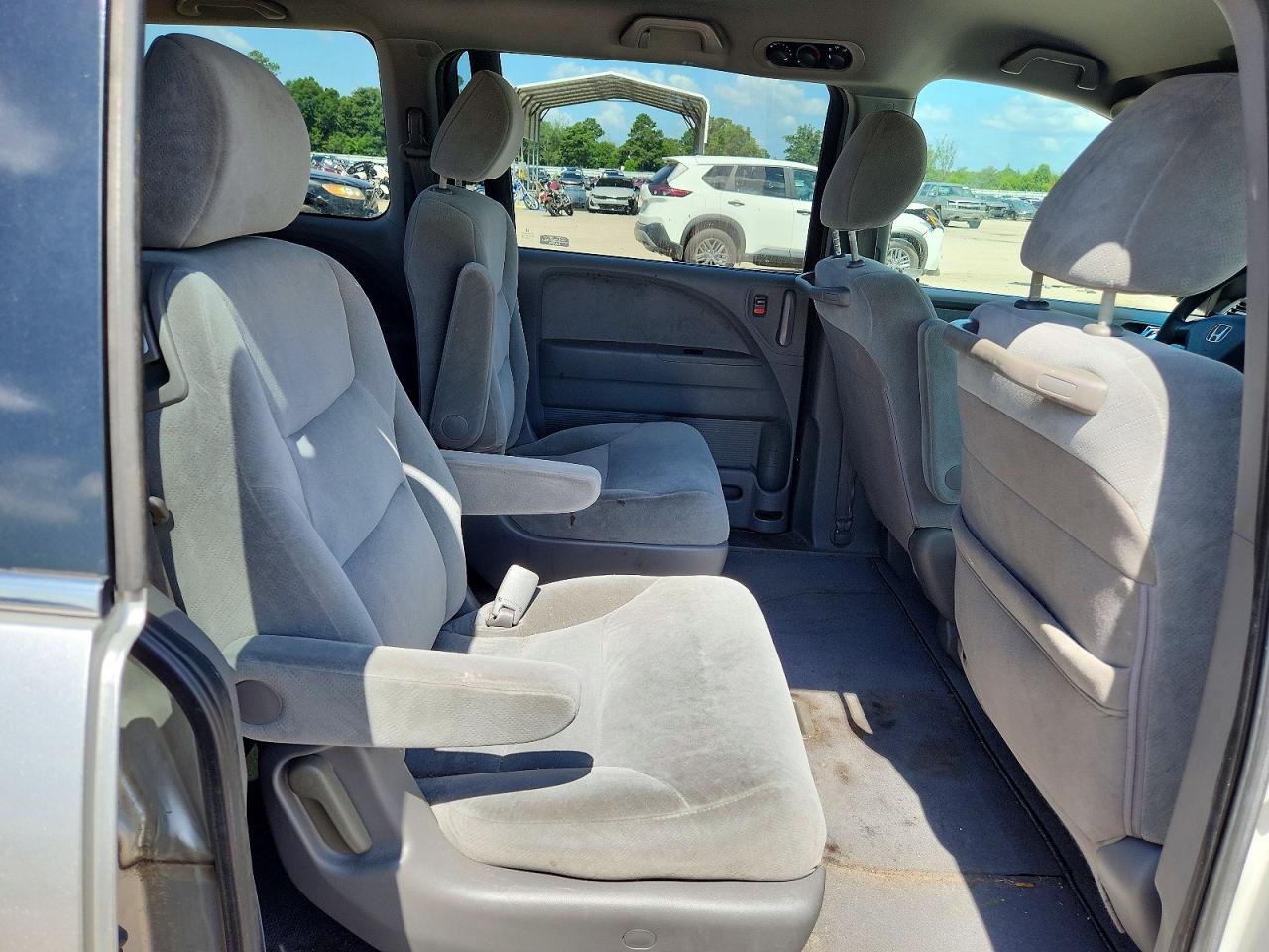 2009 Honda Odyssey Lx Silver vin: 5FNRL38249B032020
