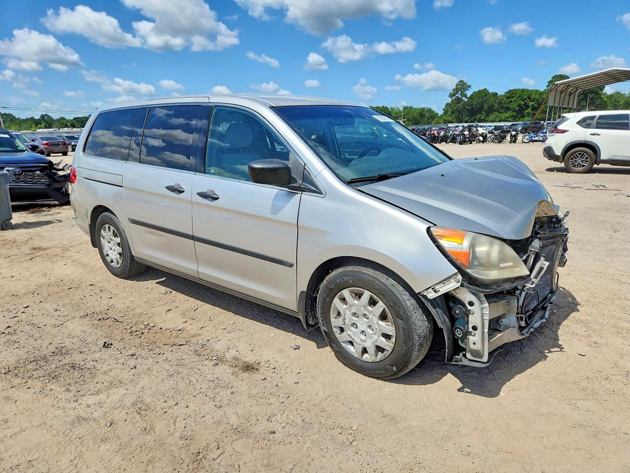 2009 Honda Odyssey Lx Silver vin: 5FNRL38249B032020