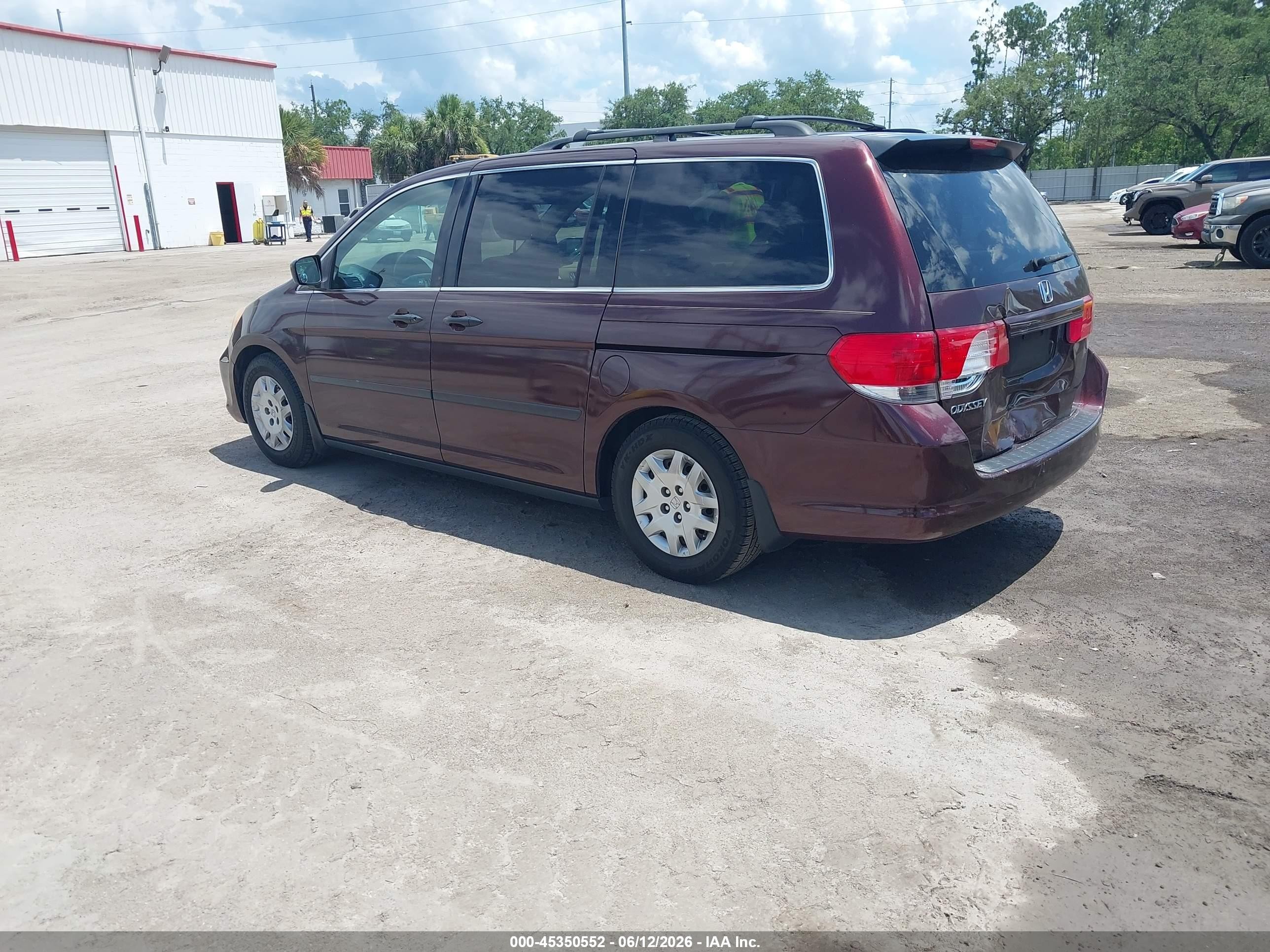 2009 Honda Odyssey Lx Burgundy vin: 5FNRL38249B046886