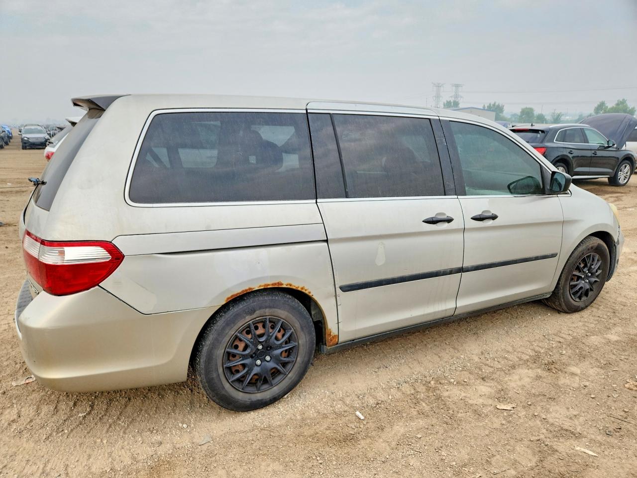 2006 Honda Odyssey Lx Silver vin: 5FNRL38256B074806