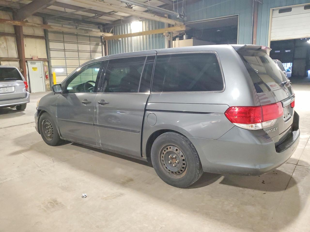 2008 Honda Odyssey Lx Серый vin: 5FNRL38258B008078