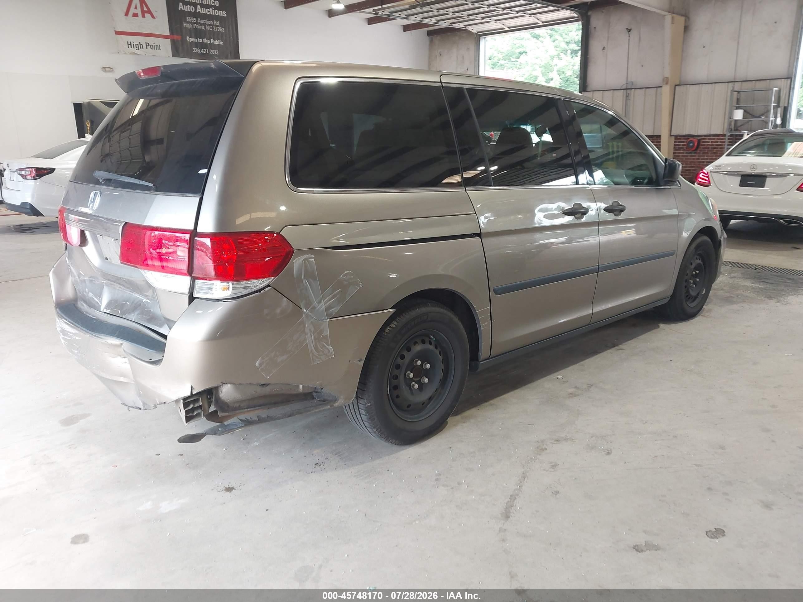 2008 Honda Odyssey Lx Beige vin: 5FNRL38258B104714