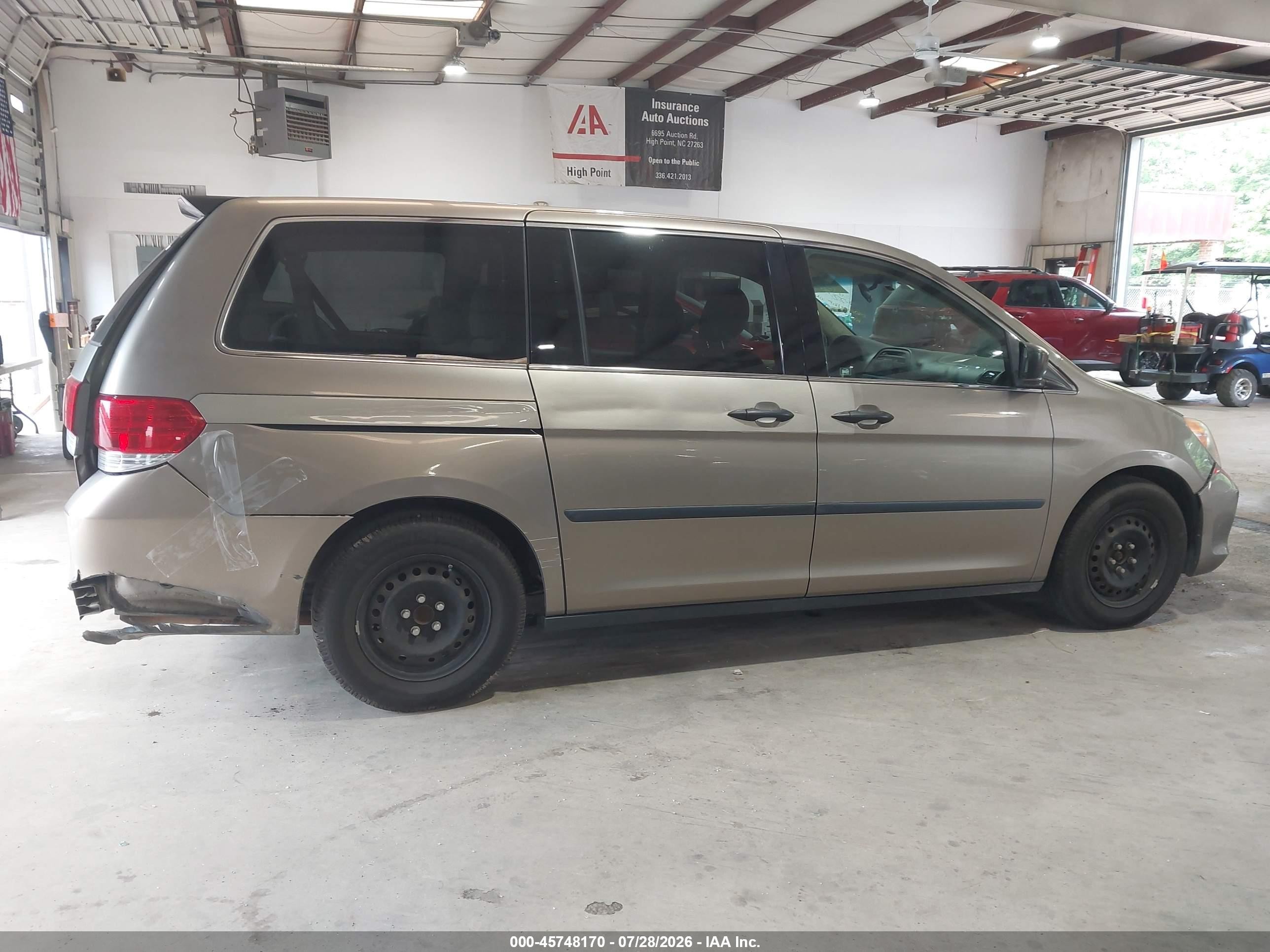 2008 Honda Odyssey Lx Beige vin: 5FNRL38258B104714