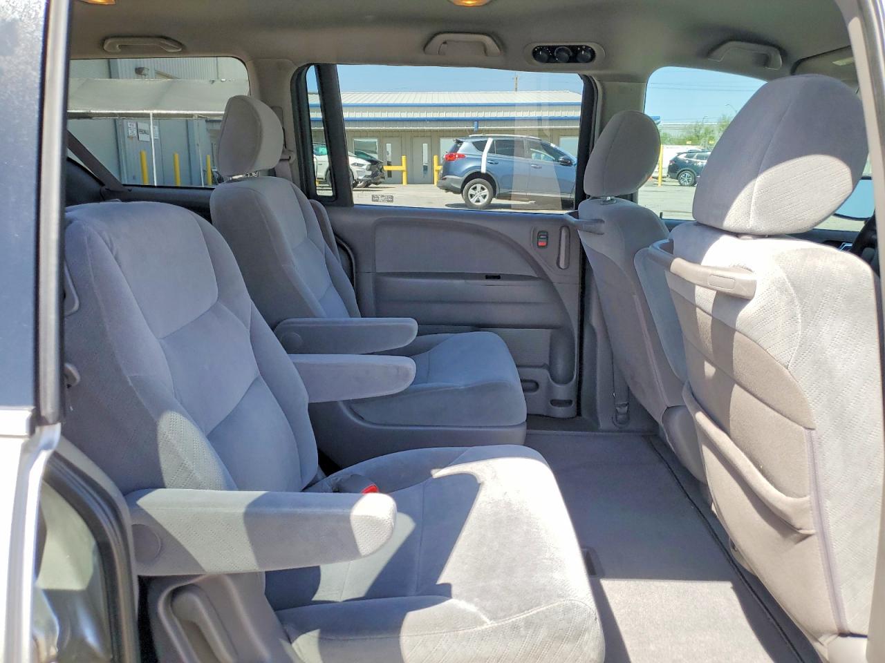 2009 Honda Odyssey Lx Silver vin: 5FNRL38259B022709