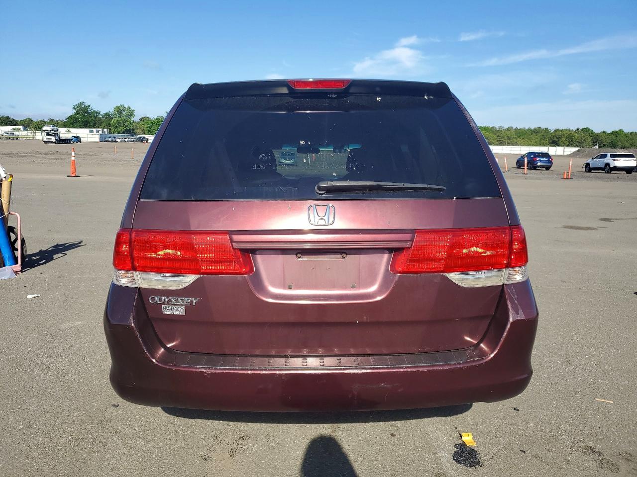 2009 Honda Odyssey Lx Maroon vin: 5FNRL38259B057931