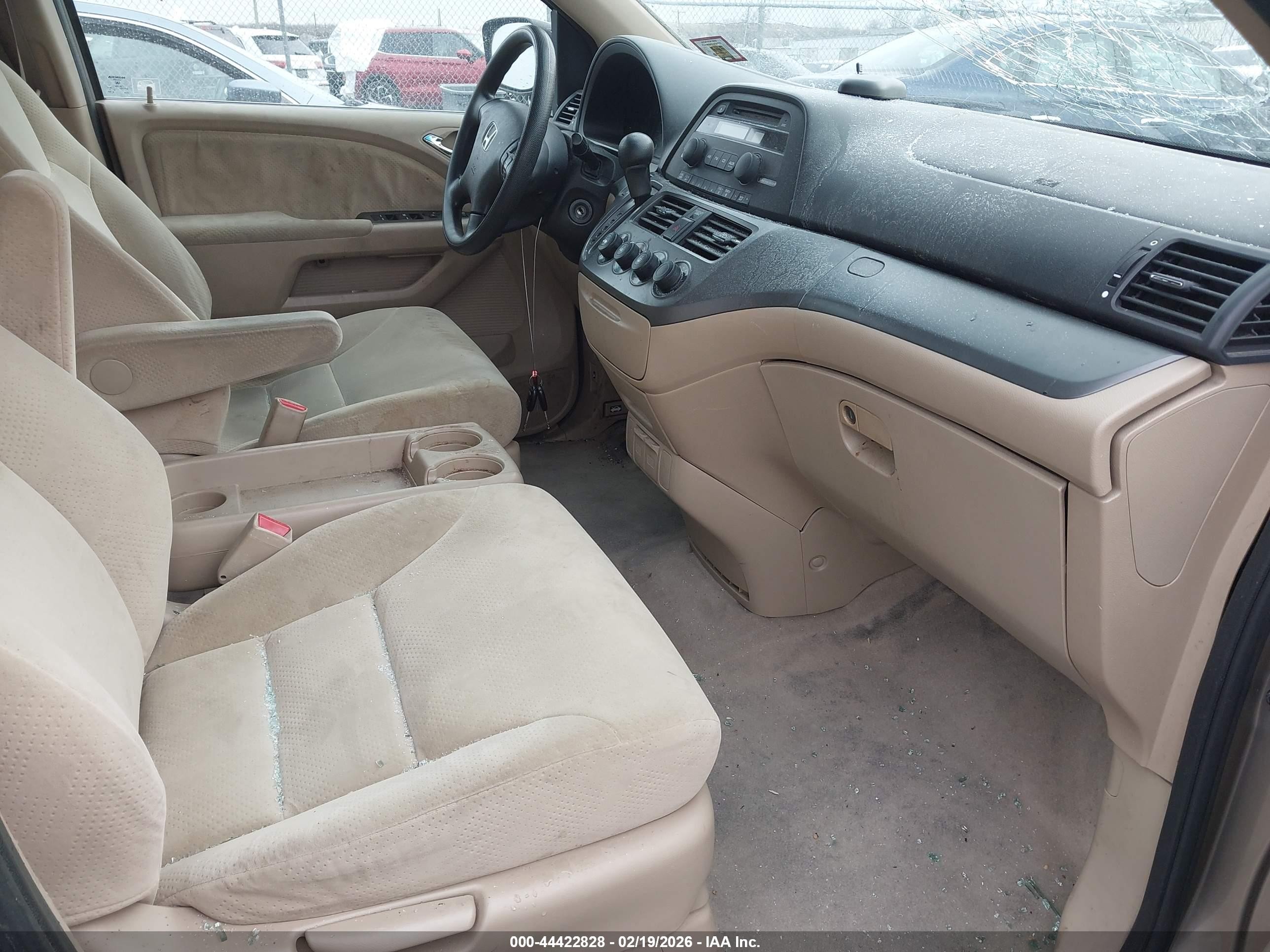 2006 Honda Odyssey Lx Золотой vin: 5FNRL38276B049454
