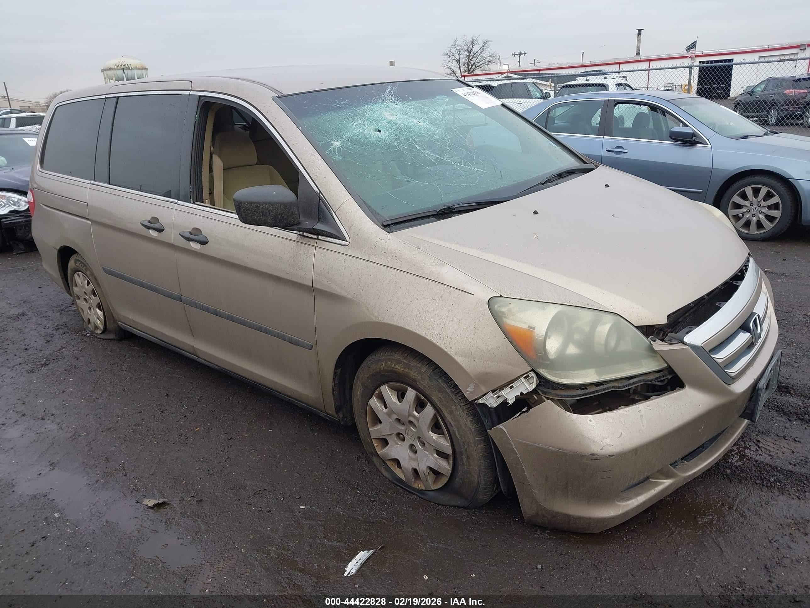 2006 Honda Odyssey Lx Золотой vin: 5FNRL38276B049454