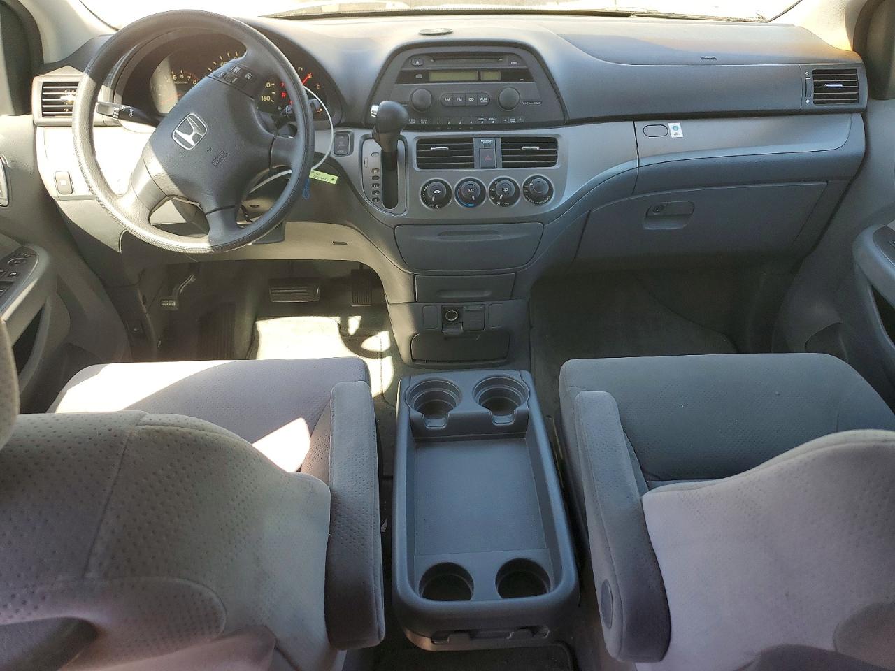 2006 Honda Odyssey Lx Серебряный vin: 5FNRL38276B109555