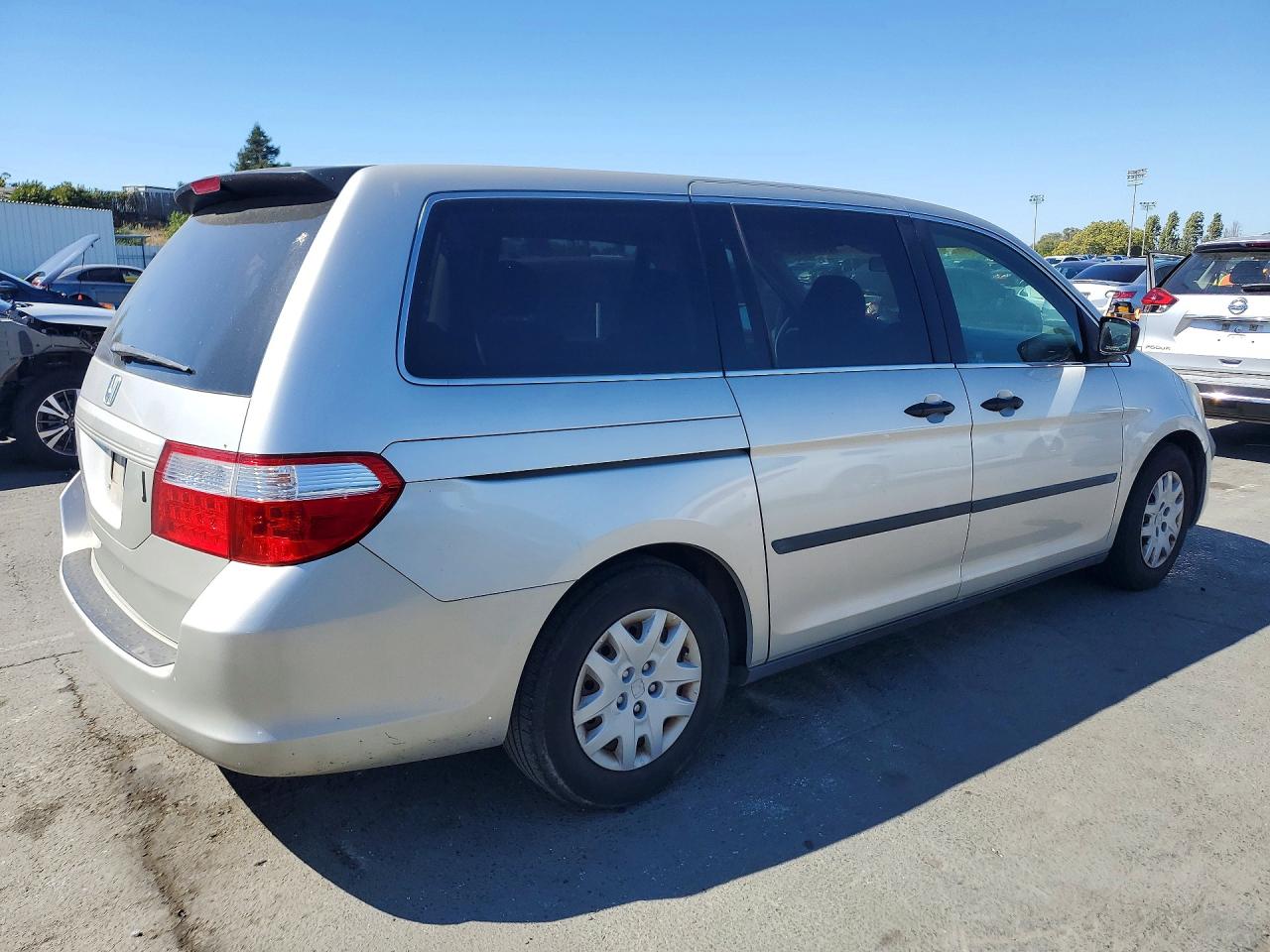 2006 Honda Odyssey Lx Серебряный vin: 5FNRL38276B109555