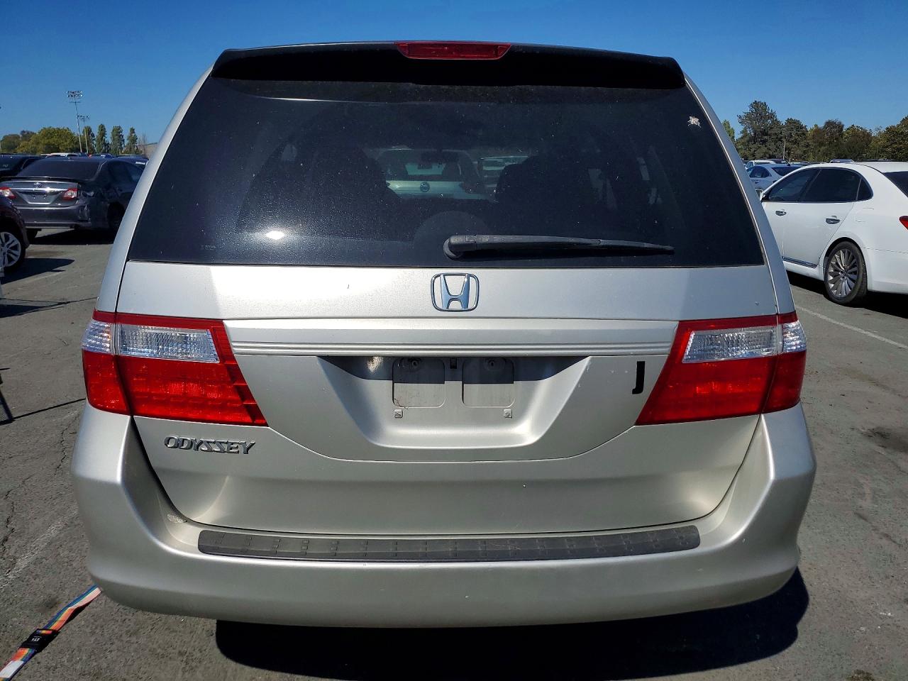 2006 Honda Odyssey Lx Серебряный vin: 5FNRL38276B109555