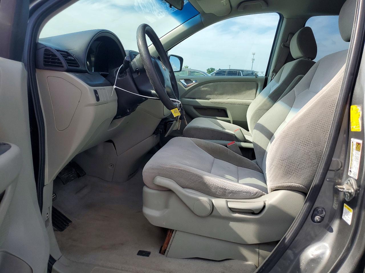 2007 Honda Odyssey Lx Gray vin: 5FNRL38277B061167