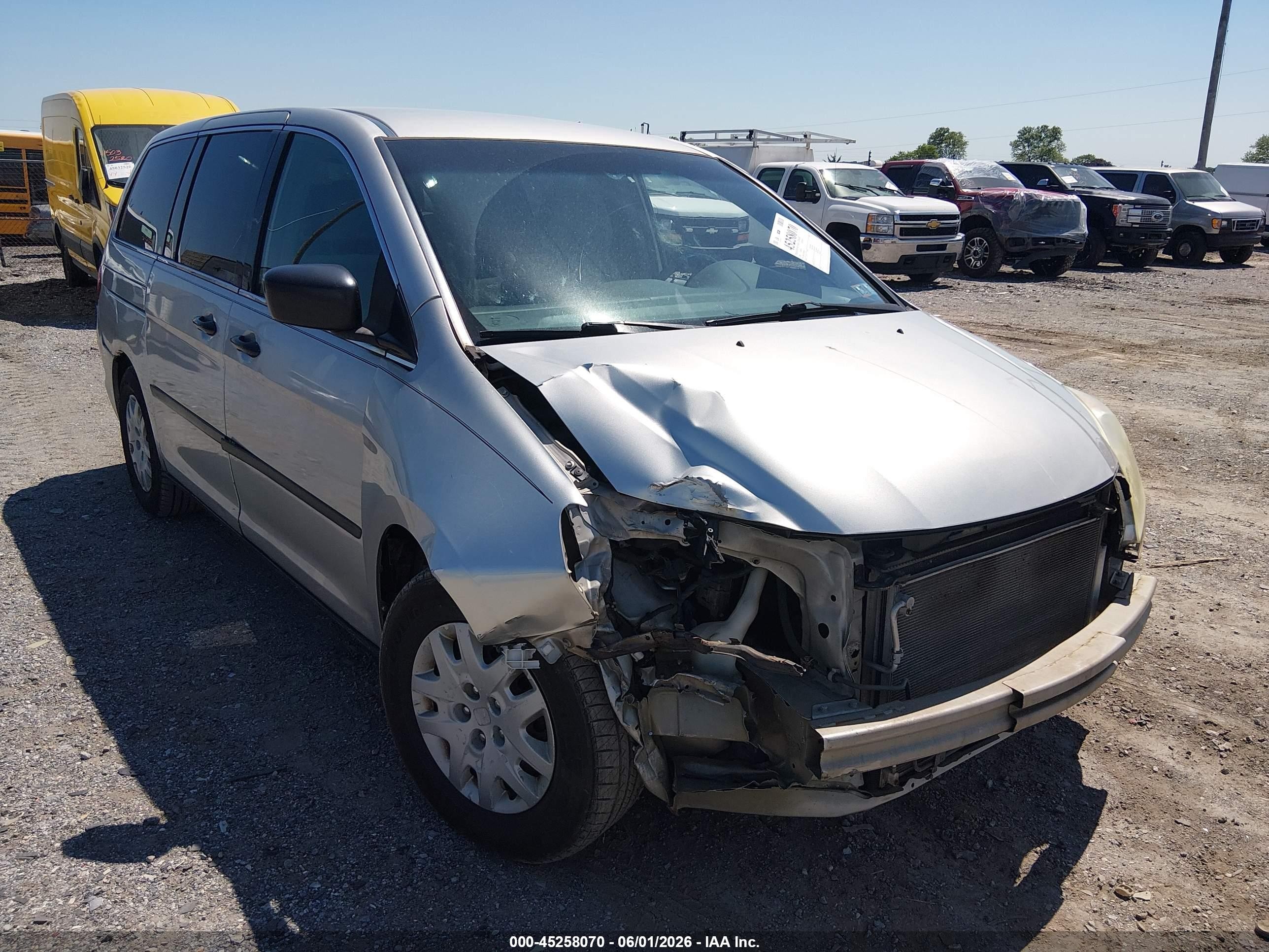2008 Honda Odyssey Lx Серебряный vin: 5FNRL38278B089472