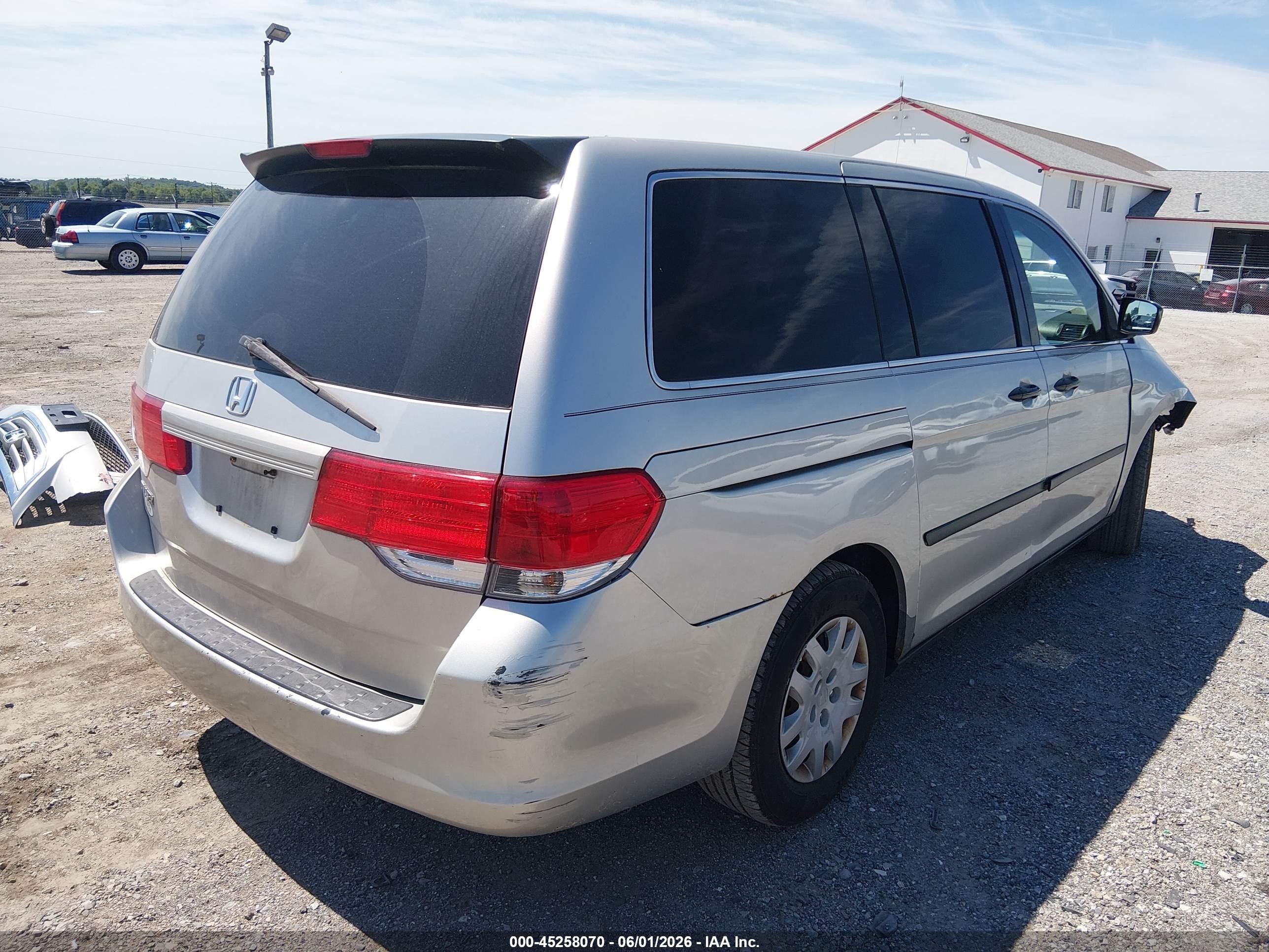 2008 Honda Odyssey Lx Серебряный vin: 5FNRL38278B089472