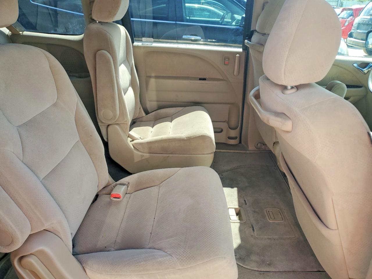 2005 Honda Odyssey Lx Tan vin: 5FNRL38285B099438