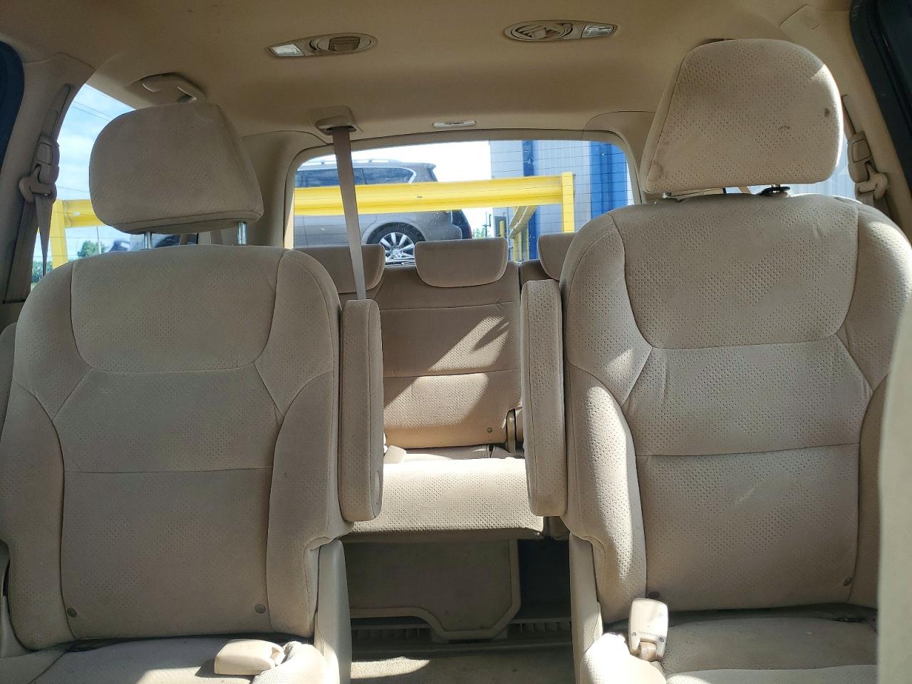 2005 Honda Odyssey Lx Tan vin: 5FNRL38285B099438
