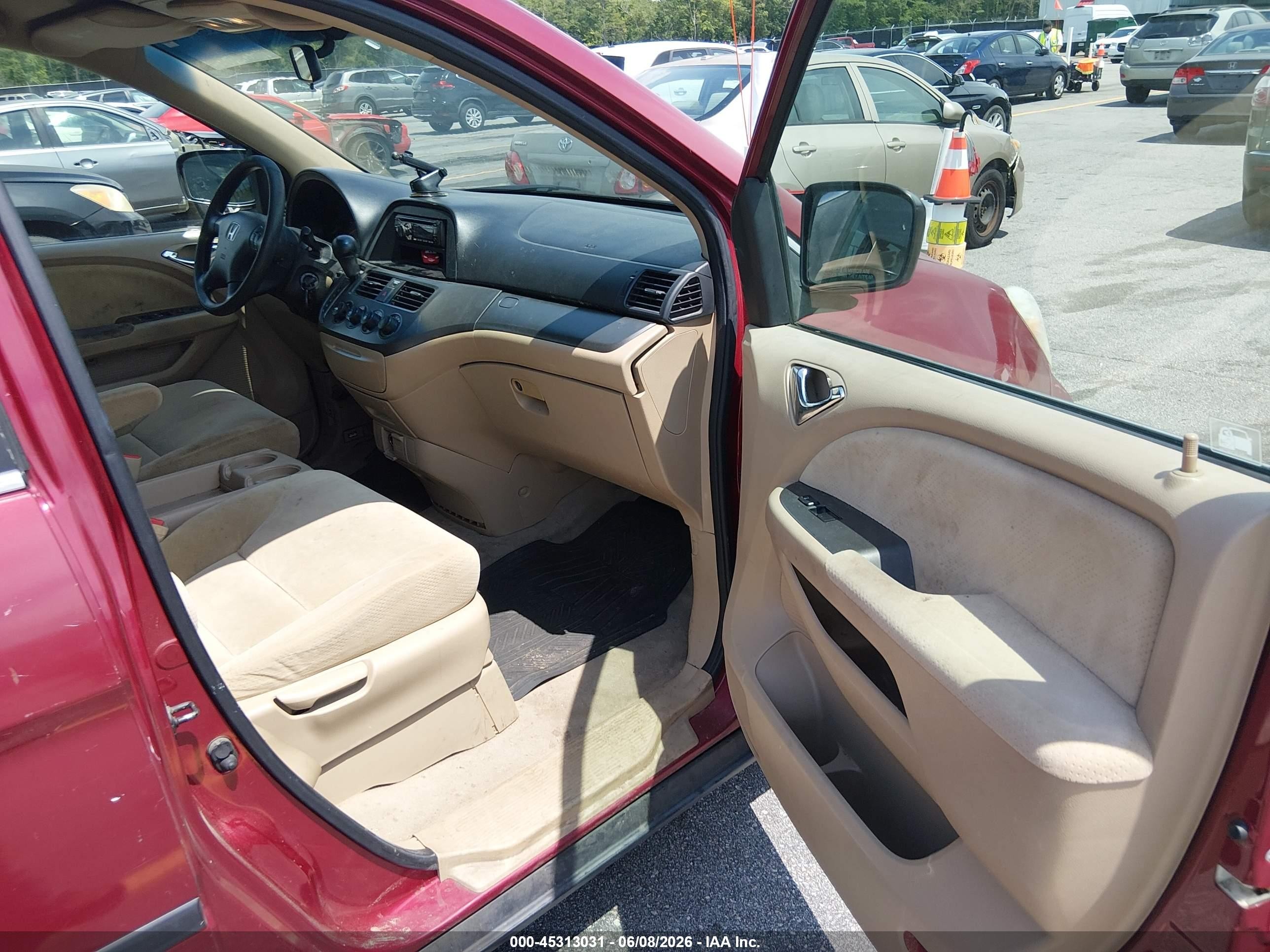2006 Honda Odyssey Lx Red vin: 5FNRL38286B076193