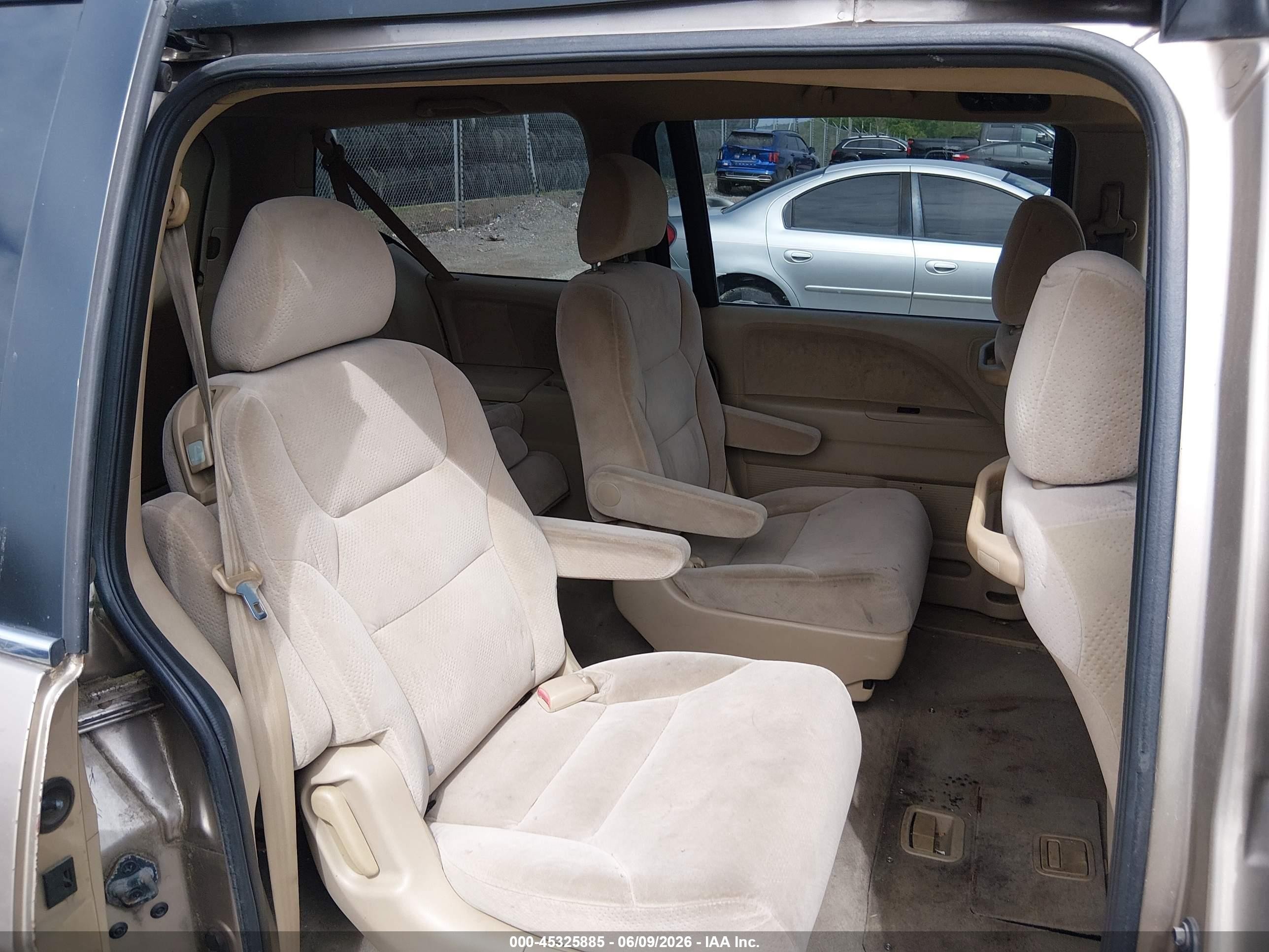 2006 Honda Odyssey Lx Бежевый vin: 5FNRL38286B122458