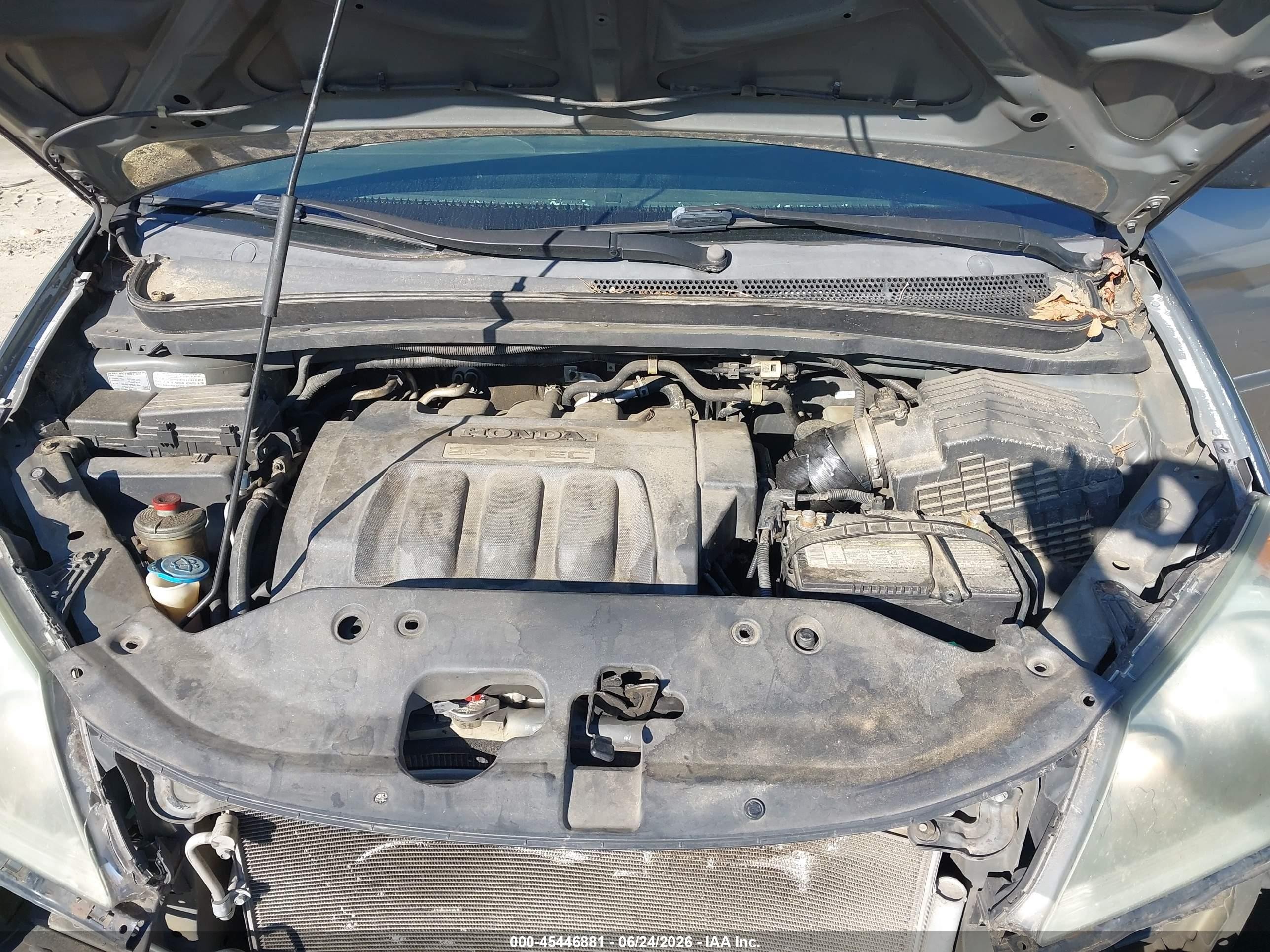 2008 Honda Odyssey Lx Gray vin: 5FNRL38288B076035