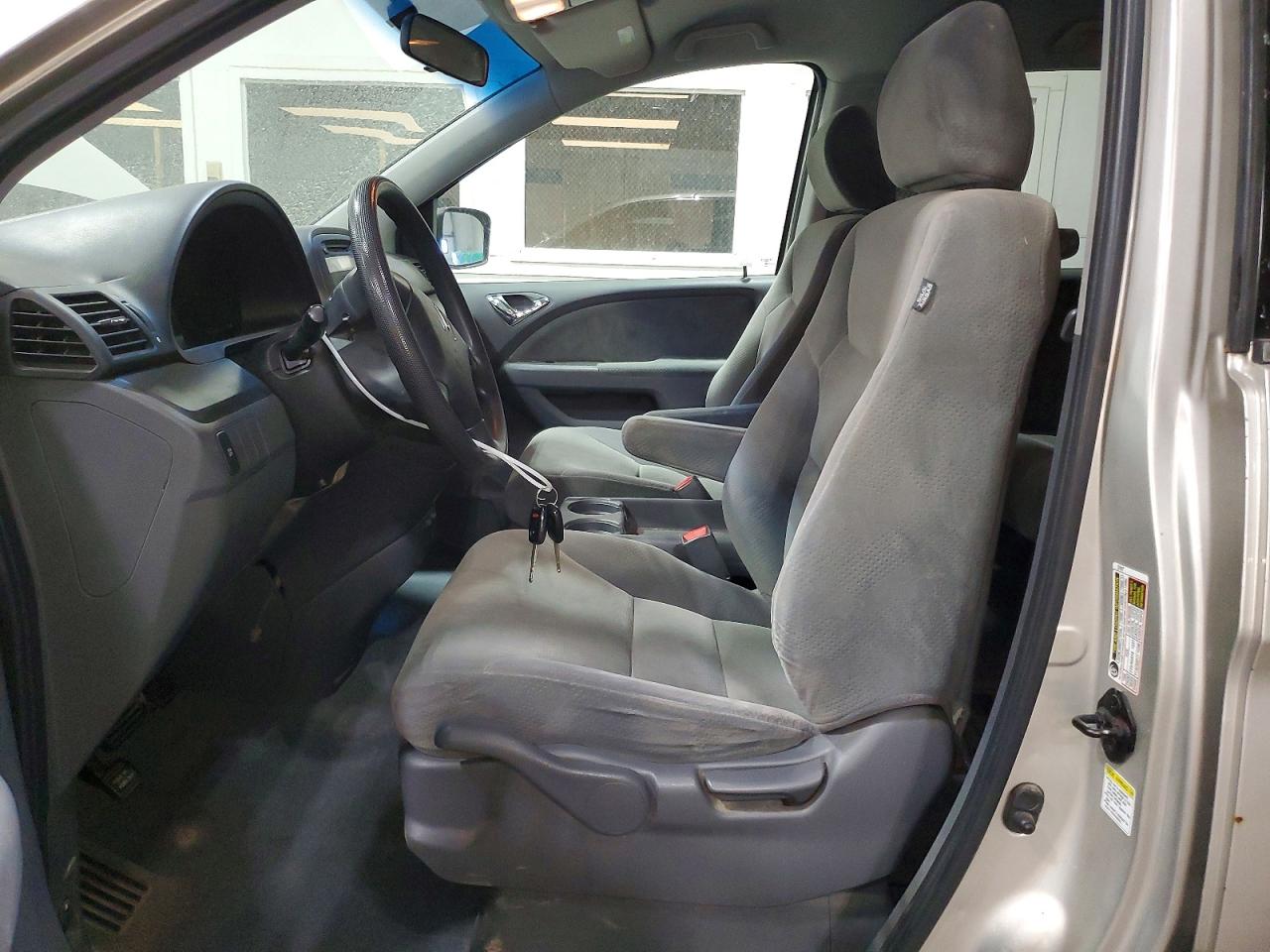 2006 Honda Odyssey Lx Серебряный vin: 5FNRL38296B101036