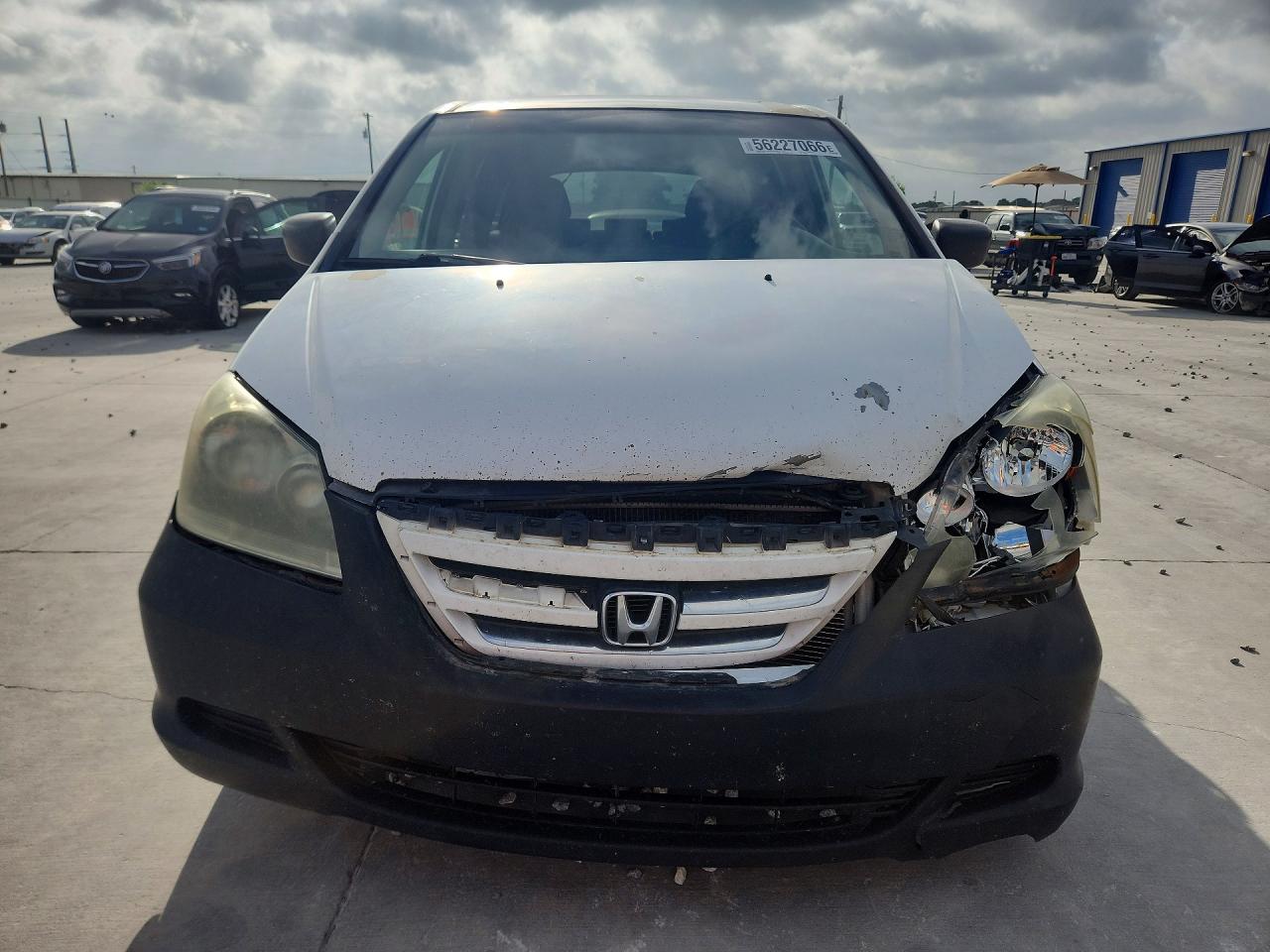 2007 Honda Odyssey Lx White vin: 5FNRL38297B004680