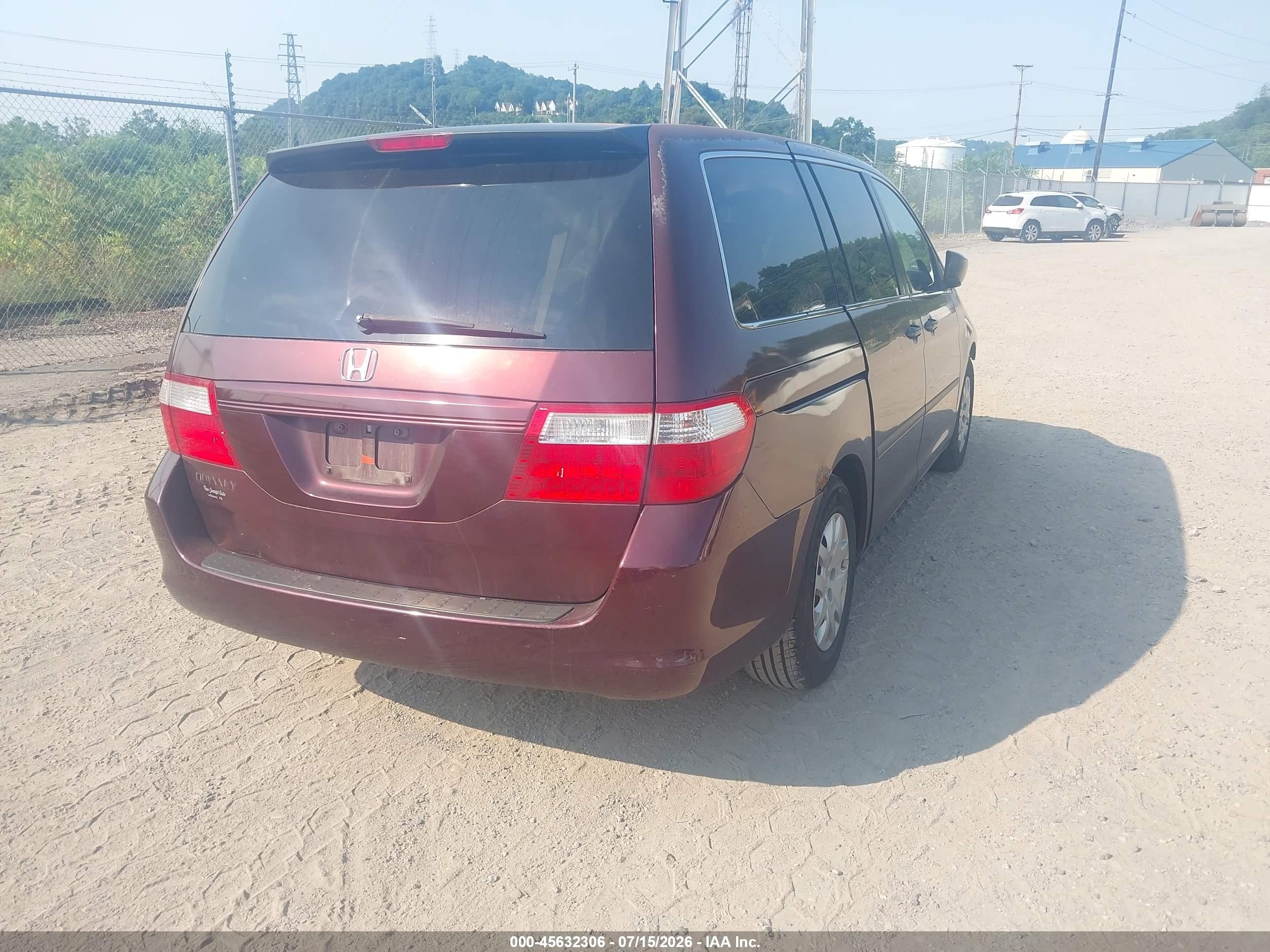 2007 Honda Odyssey Lx Maroon vin: 5FNRL38297B106044