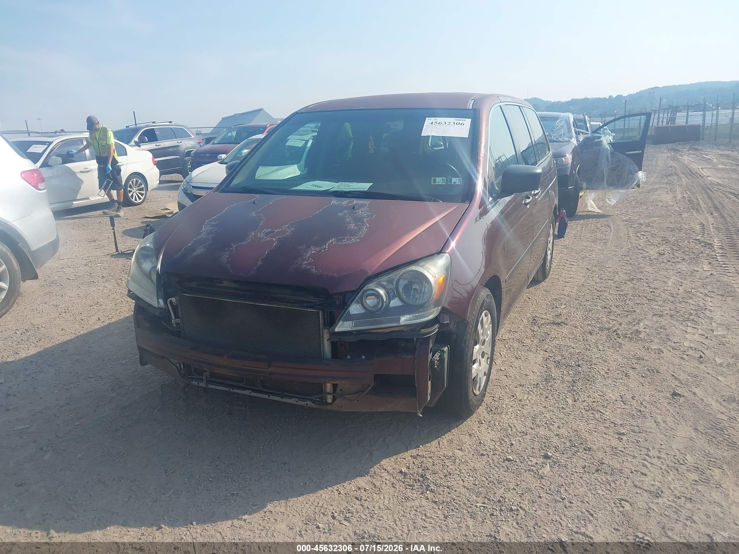 2007 Honda Odyssey Lx Maroon vin: 5FNRL38297B106044