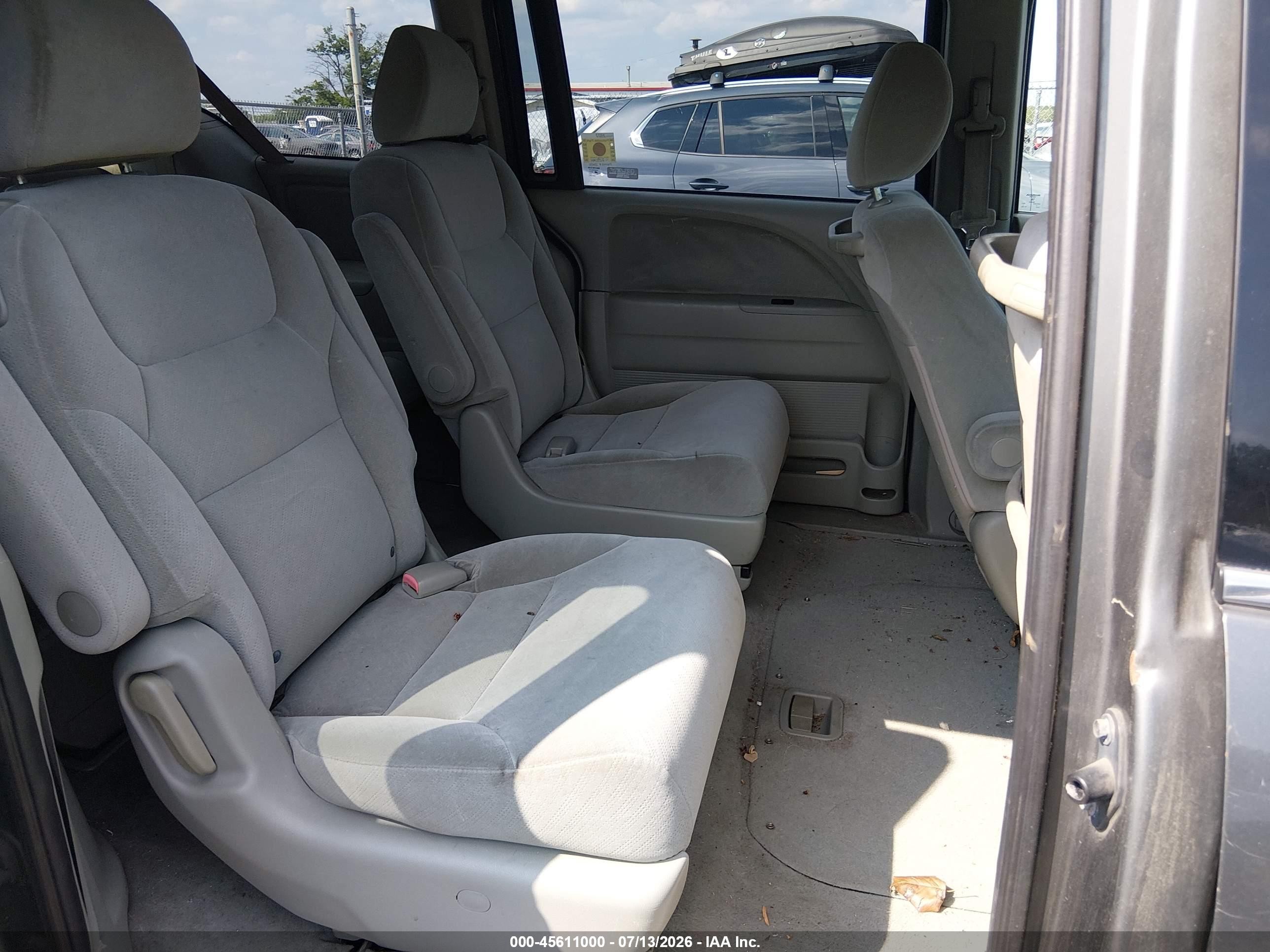 2008 Honda Odyssey Lx Серый vin: 5FNRL38298B069305