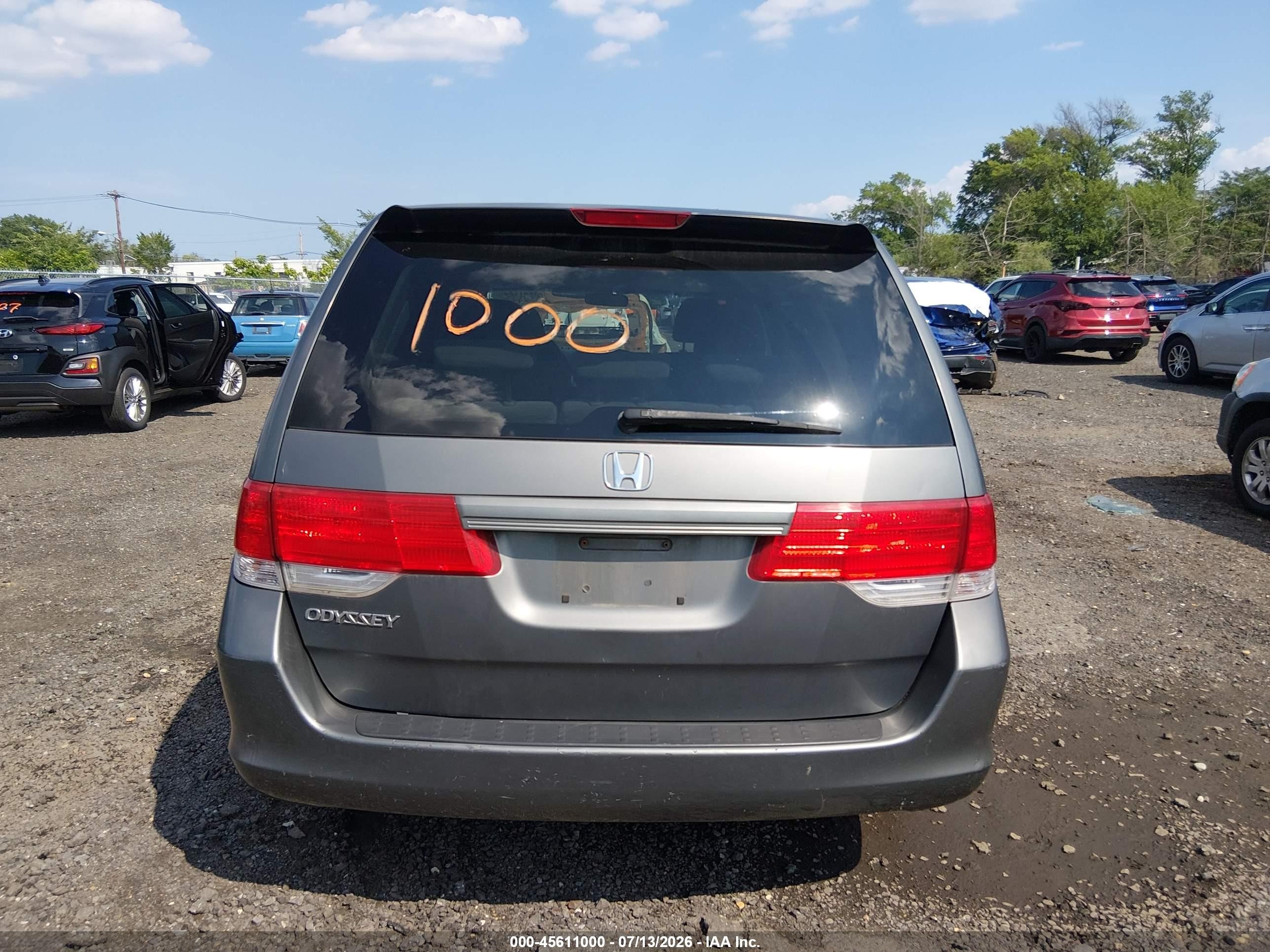 2008 Honda Odyssey Lx Серый vin: 5FNRL38298B069305