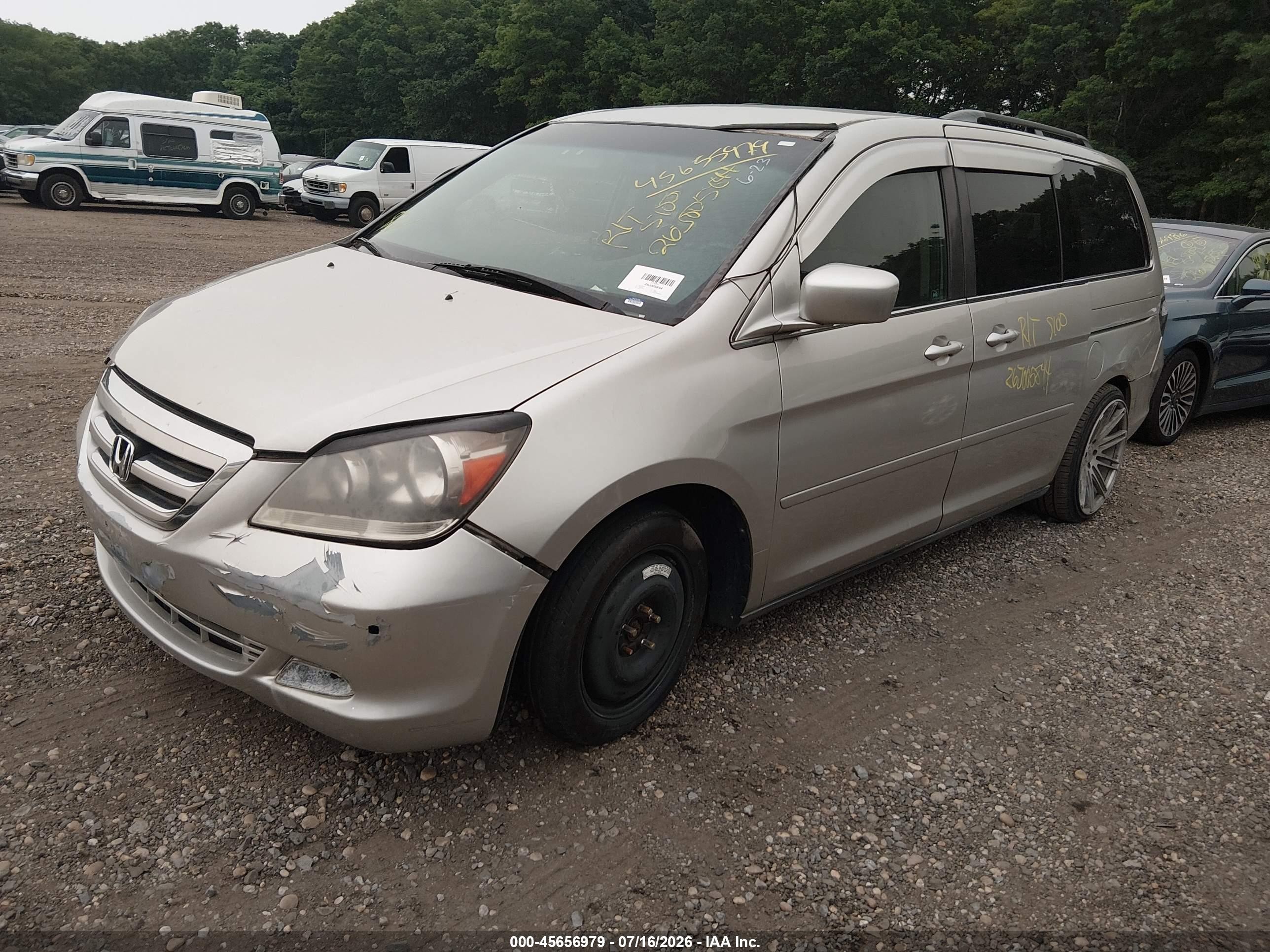 2005 Honda Odyssey Lx Gold vin: 5FNRL382X5B086870
