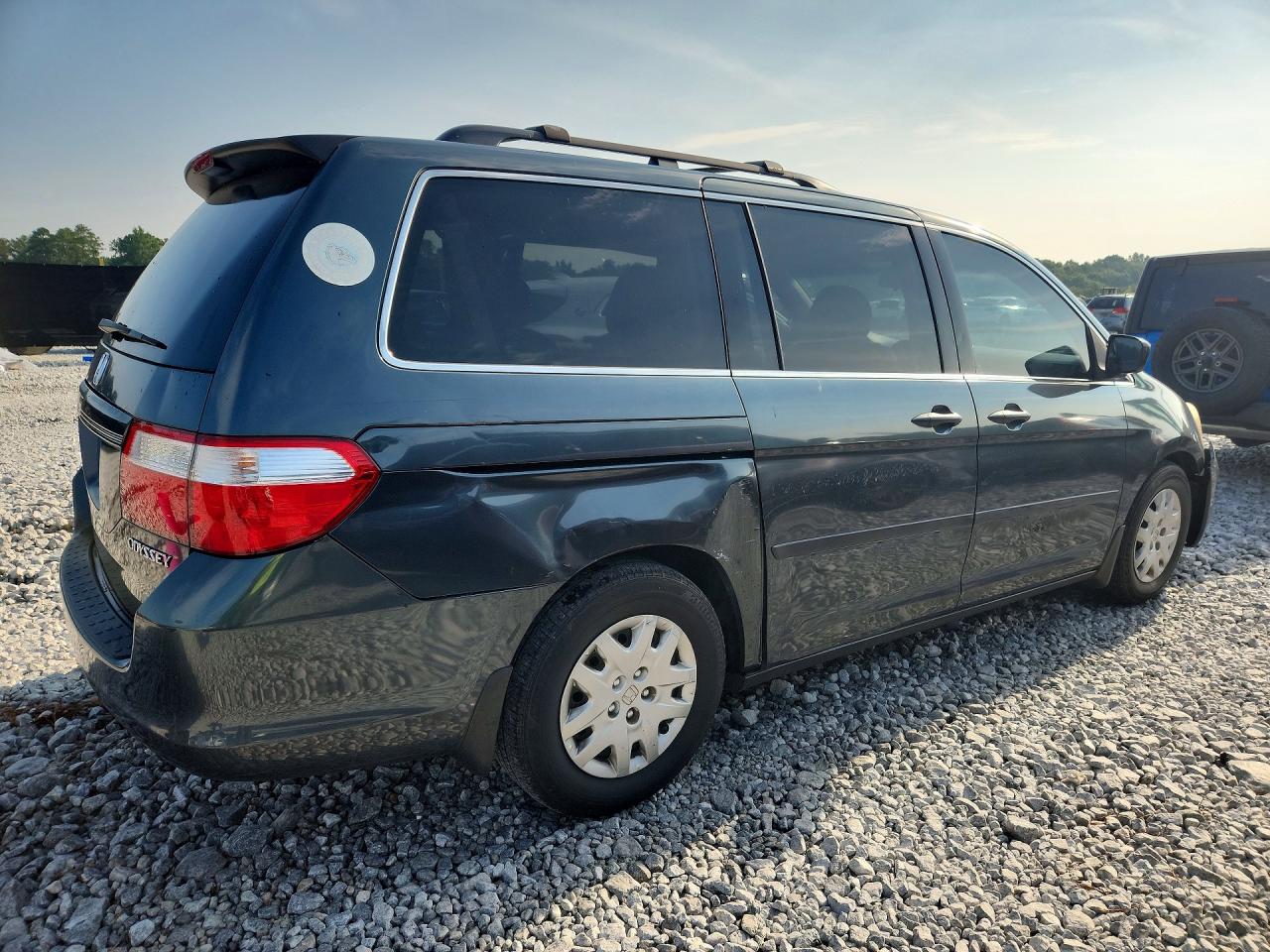 2005 Honda Odyssey Lx Gray vin: 5FNRL382X5B130978