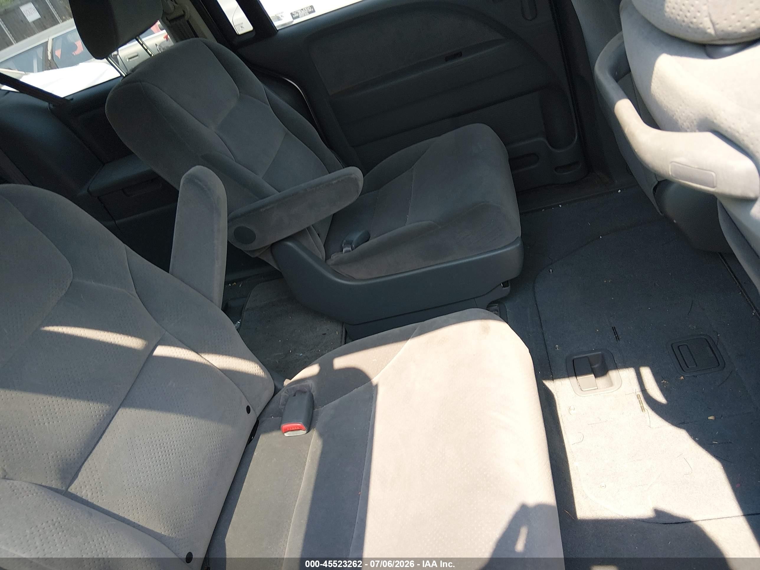 2006 Honda Odyssey Lx Gray vin: 5FNRL382X6B074803