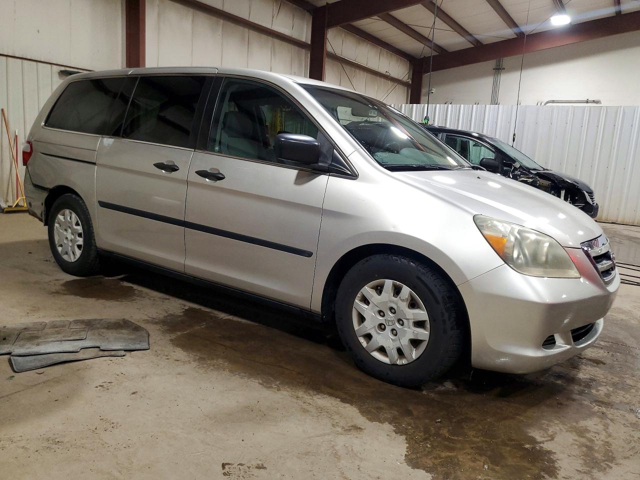 2007 Honda Odyssey Lx Silver vin: 5FNRL382X7B142986