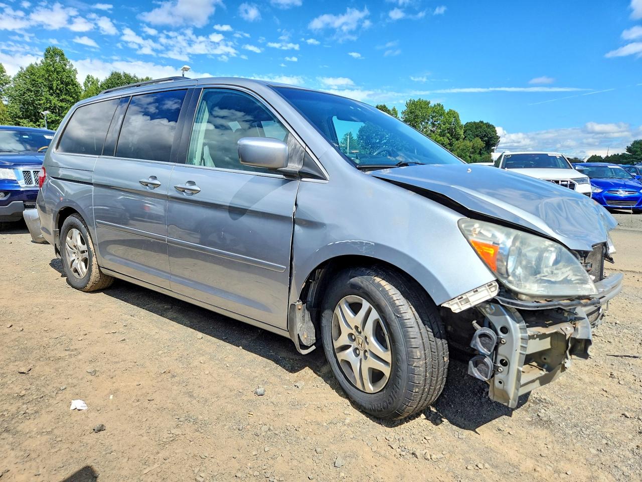 2006 Honda Odyssey Ex Silver vin: 5FNRL38406B069174