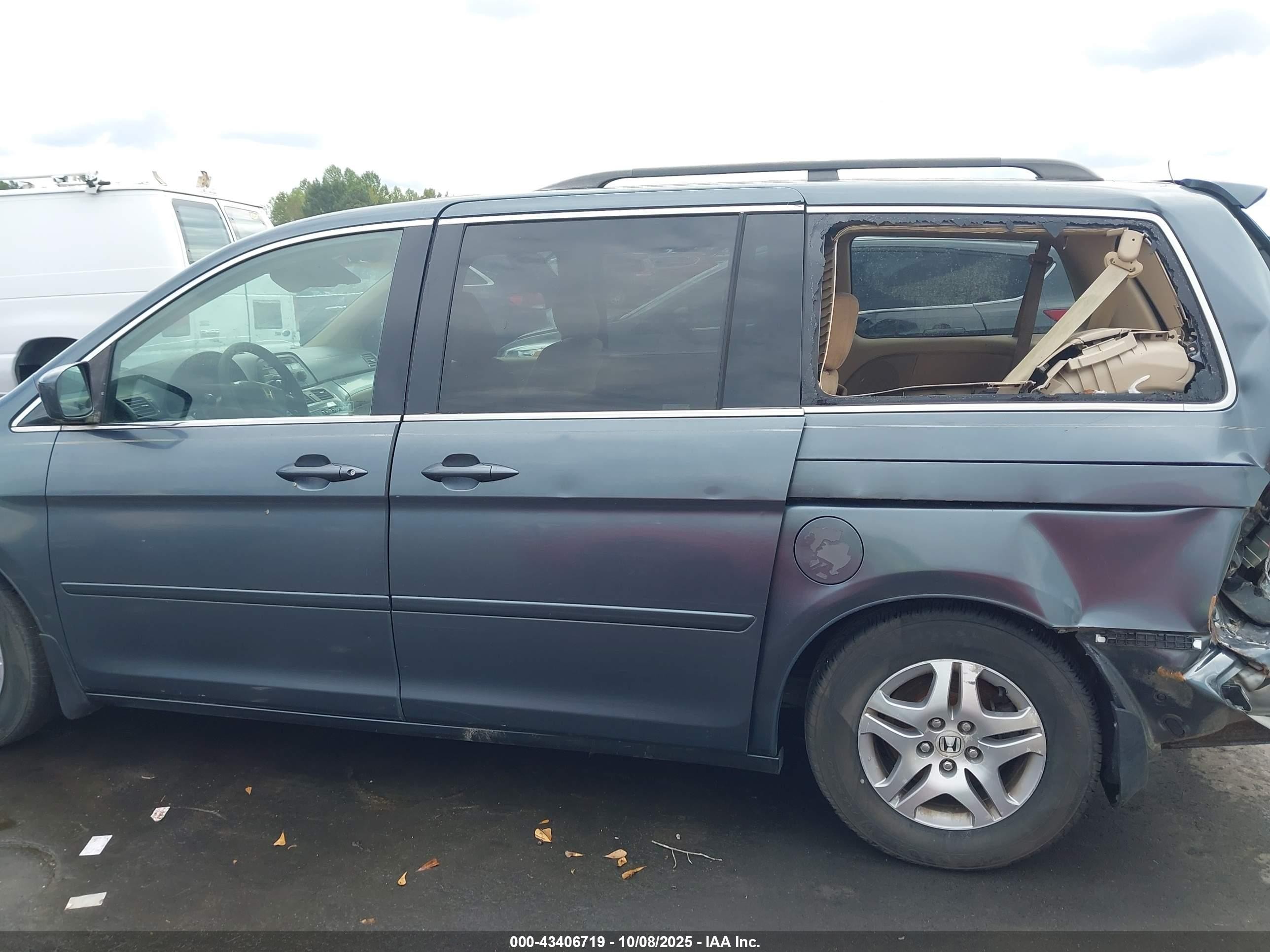 2006 Honda Odyssey Ex Gray vin: 5FNRL38406B402988