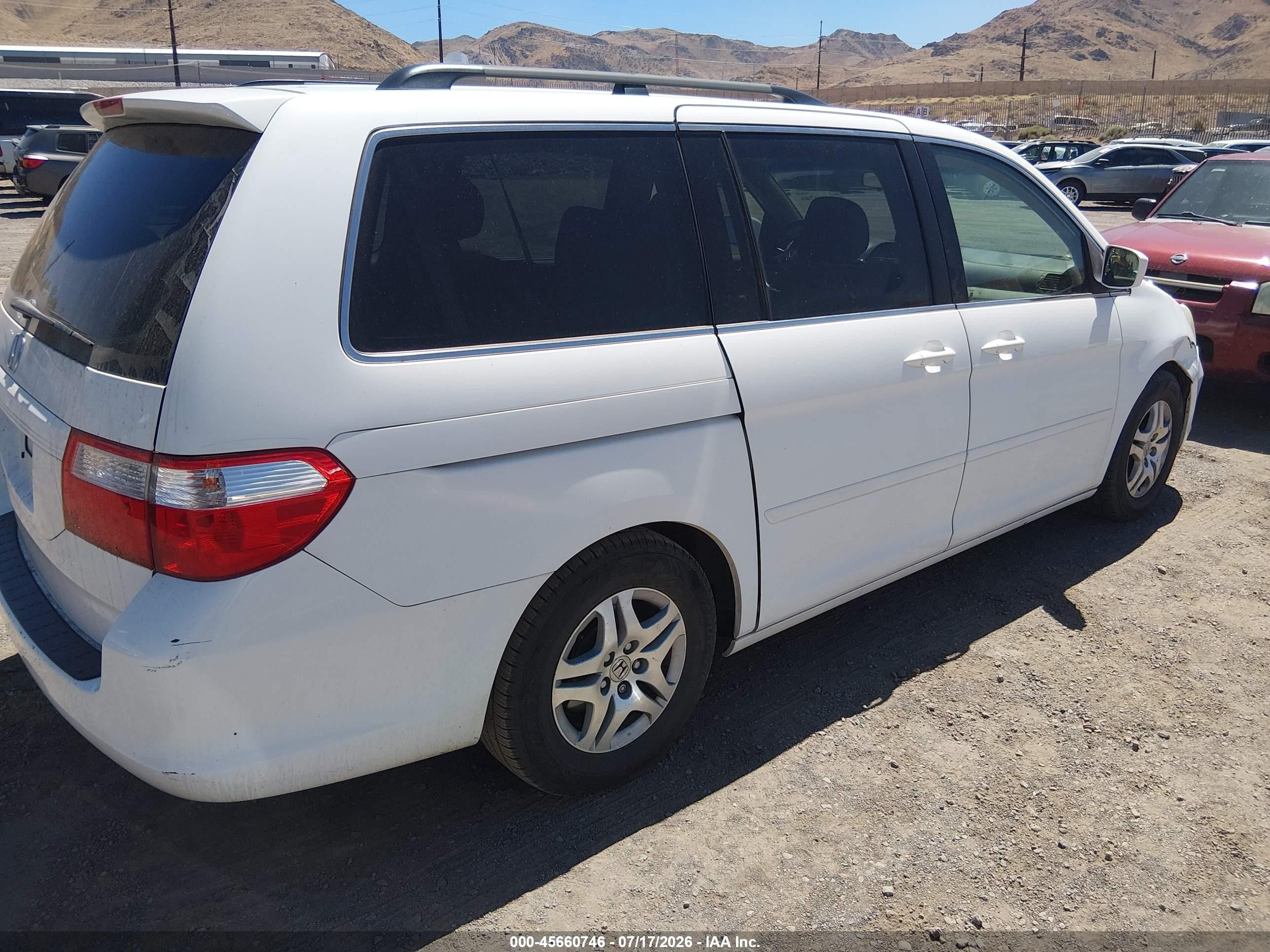 2006 Honda Odyssey Ex White vin: 5FNRL38406B407771