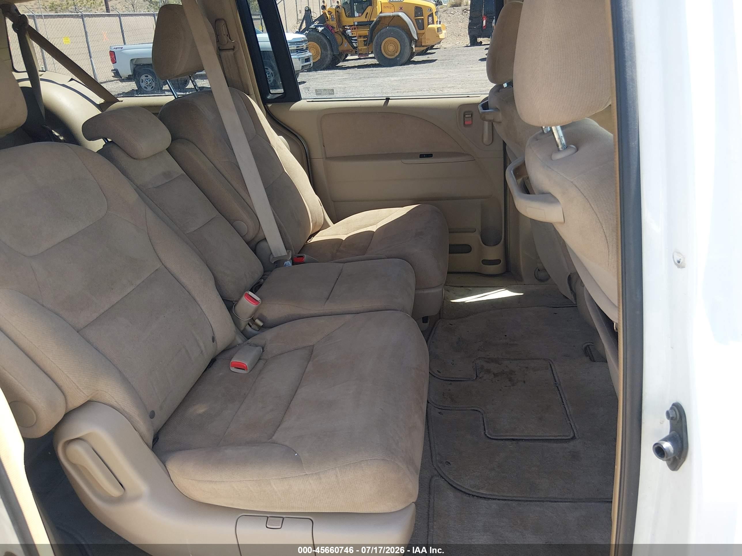 2006 Honda Odyssey Ex White vin: 5FNRL38406B407771