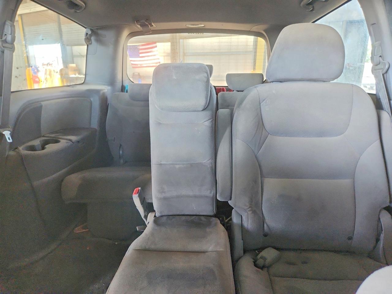 2009 Honda Odyssey Ex Silver vin: 5FNRL38409B006399