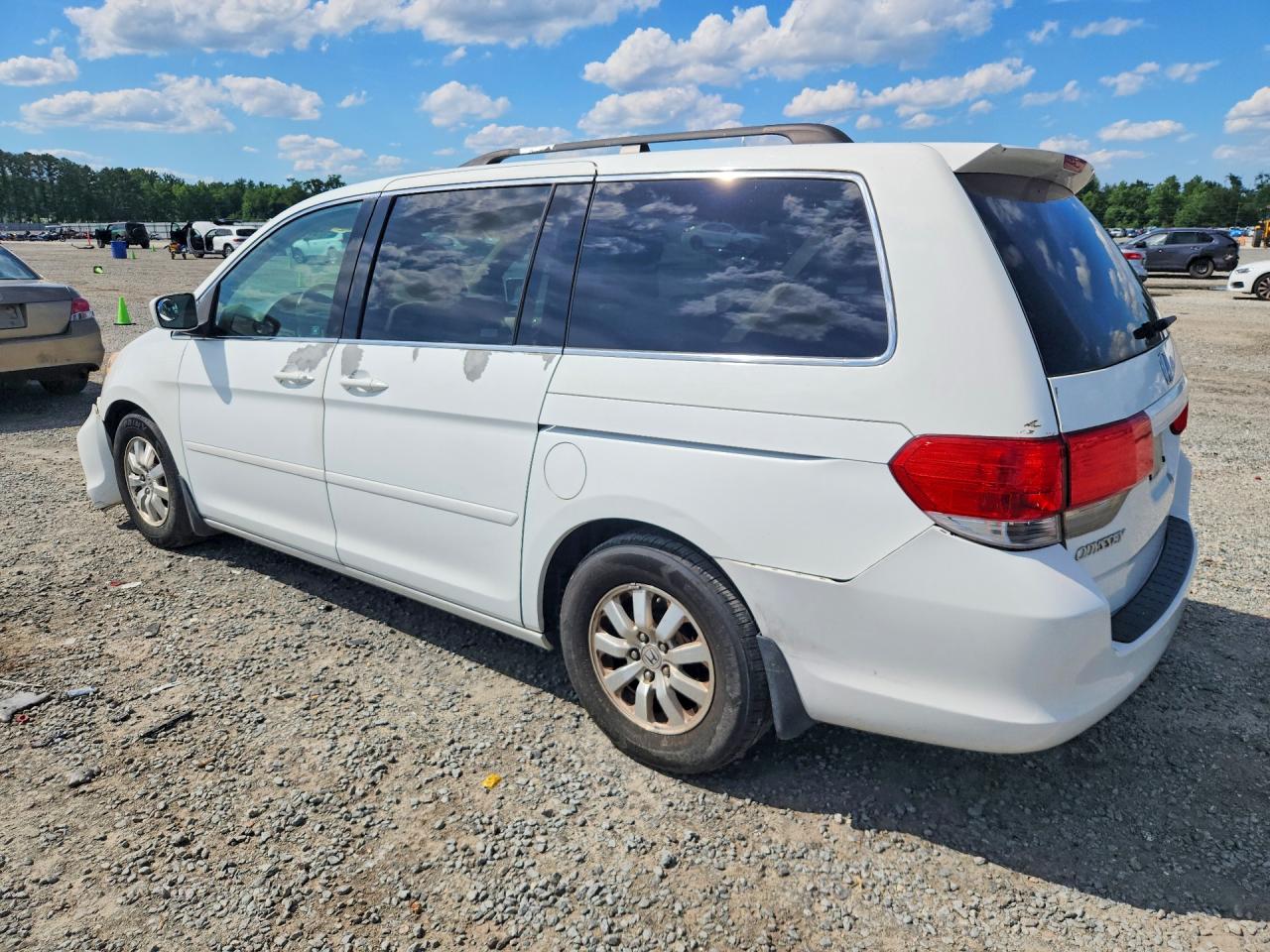 2009 Honda Odyssey Ex White vin: 5FNRL38409B007763