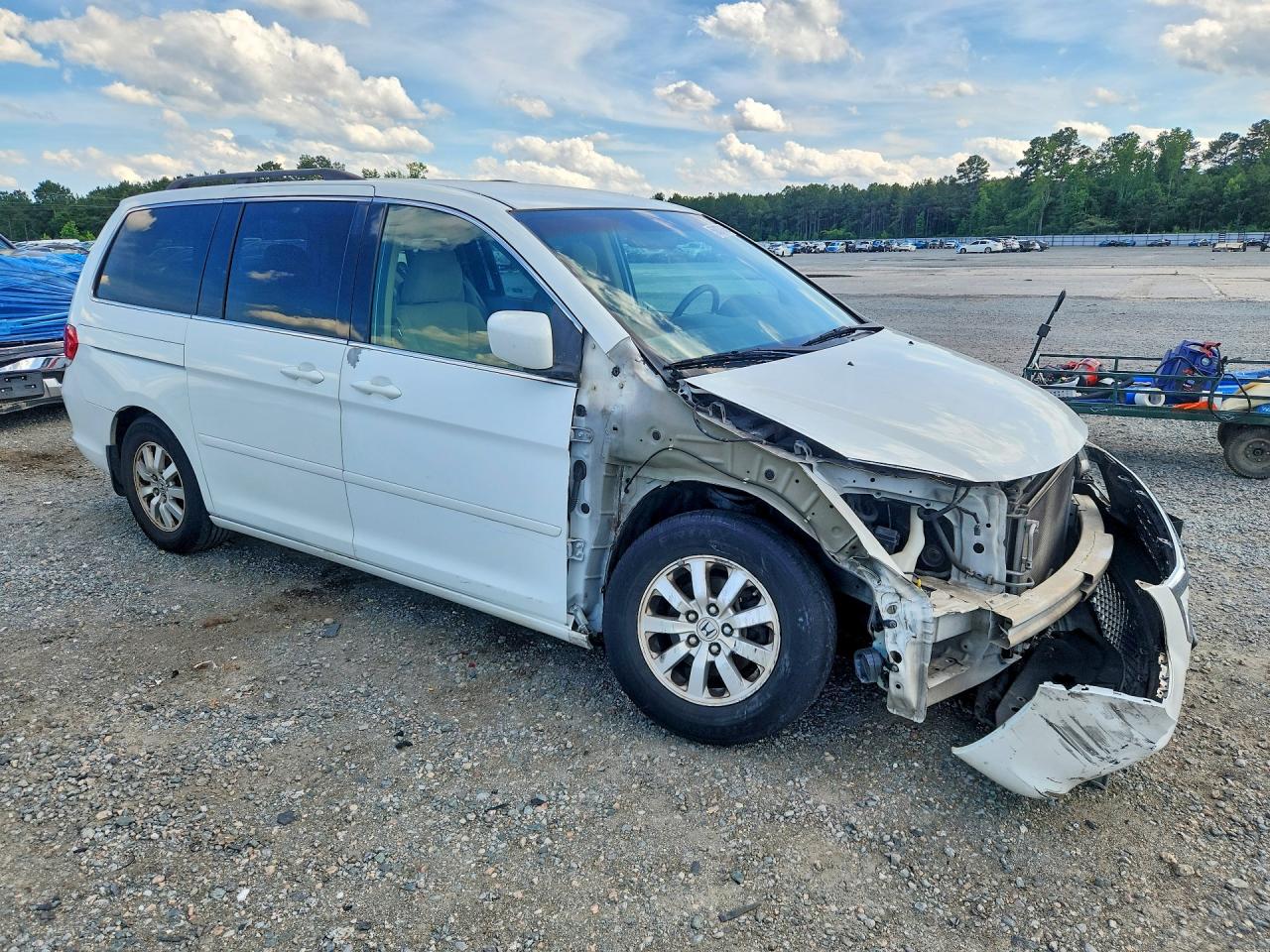 2009 Honda Odyssey Ex White vin: 5FNRL38409B007763