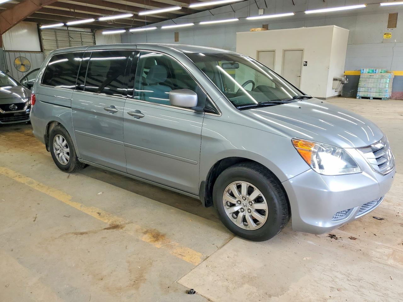 2009 Honda Odyssey Ex Silver vin: 5FNRL38409B050161