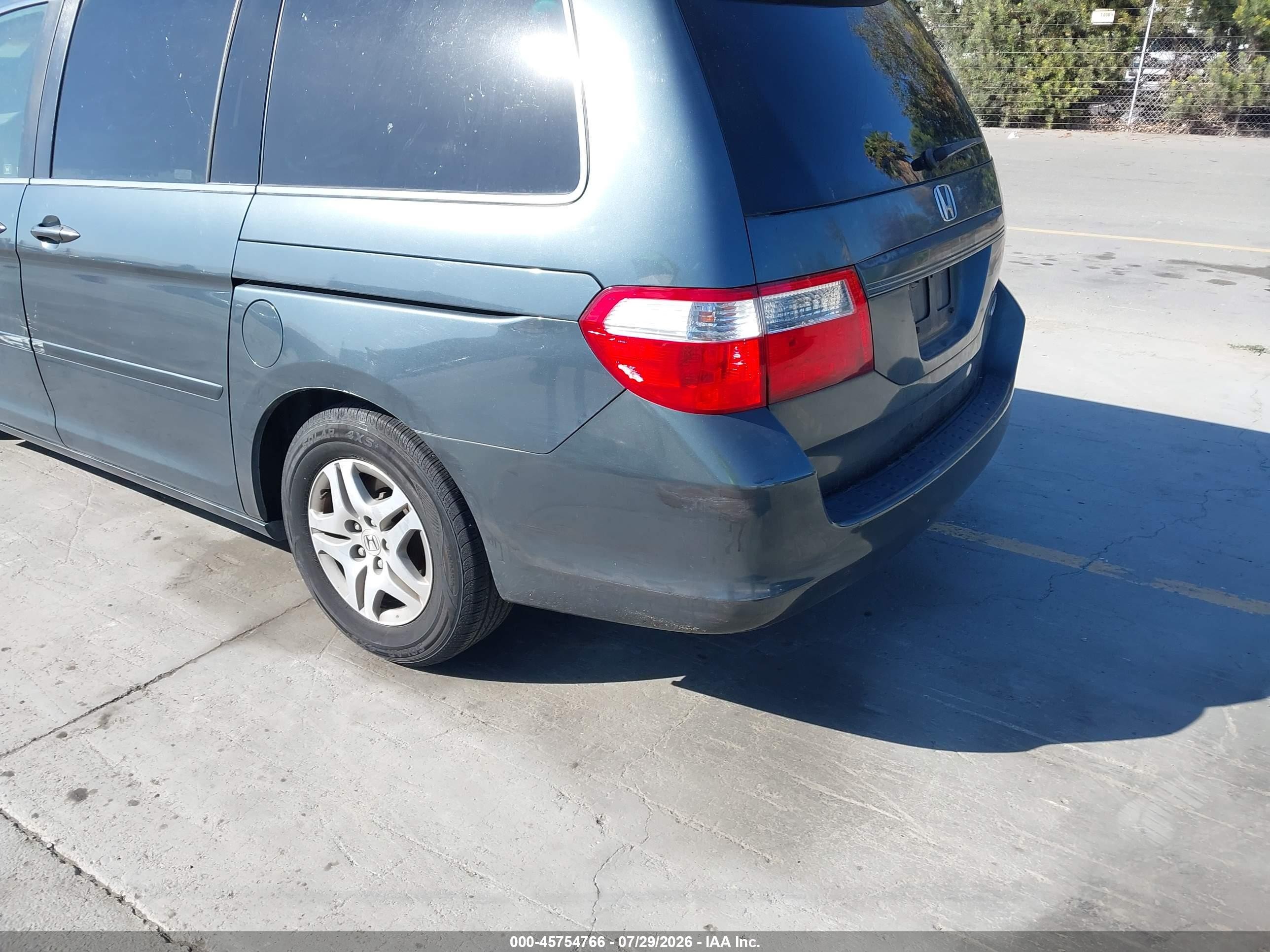 2005 Honda Odyssey Ex Blue vin: 5FNRL38415B400388