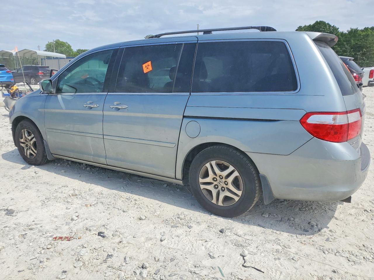 2007 Honda Odyssey Silver vin: 5FNRL38417B012760